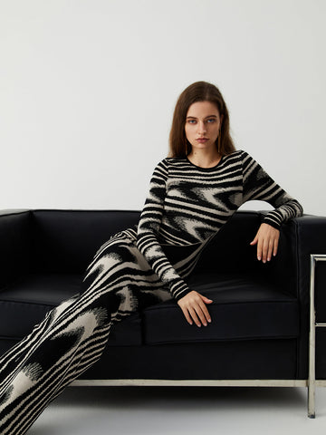 Zebra Desenli Uzun Kollu Örme Maxi Elbise