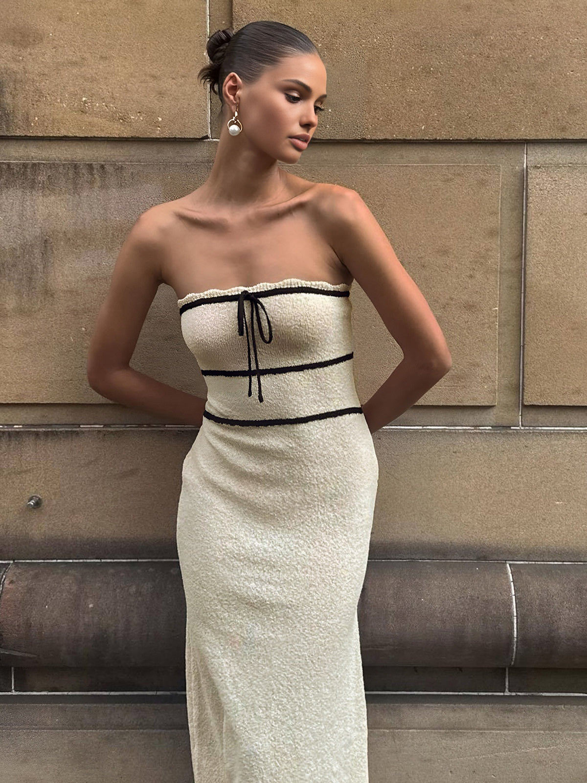 Knotted Tube Midi Dress