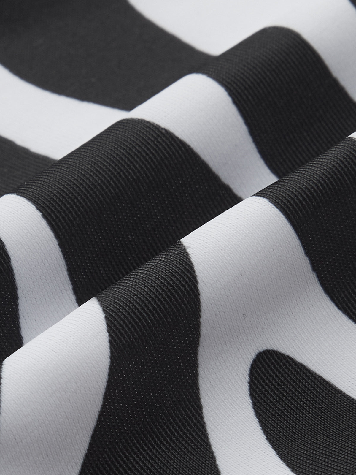 Zebra-gestreiftes Triangel-Bikini-Set