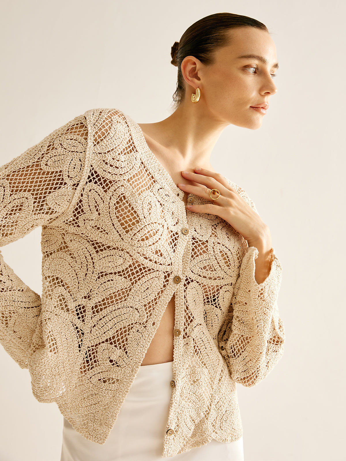 Hollow Buttoned Pleated Cardigan