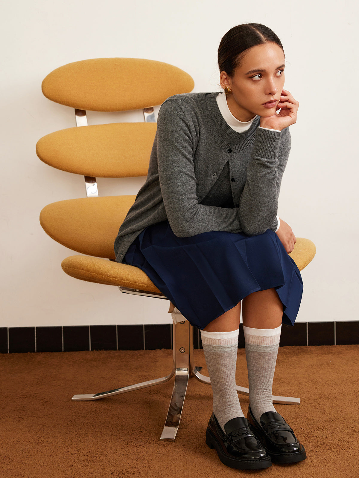 Strickjacke aus Wollmischung mit Brustbereich