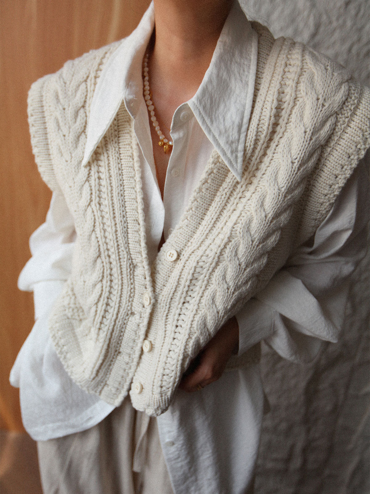 Thick Knit V-Neck Buttoned Cardigan