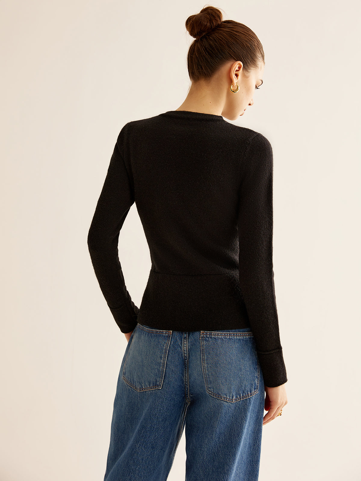 Buttoned Slit Thin Cardigan