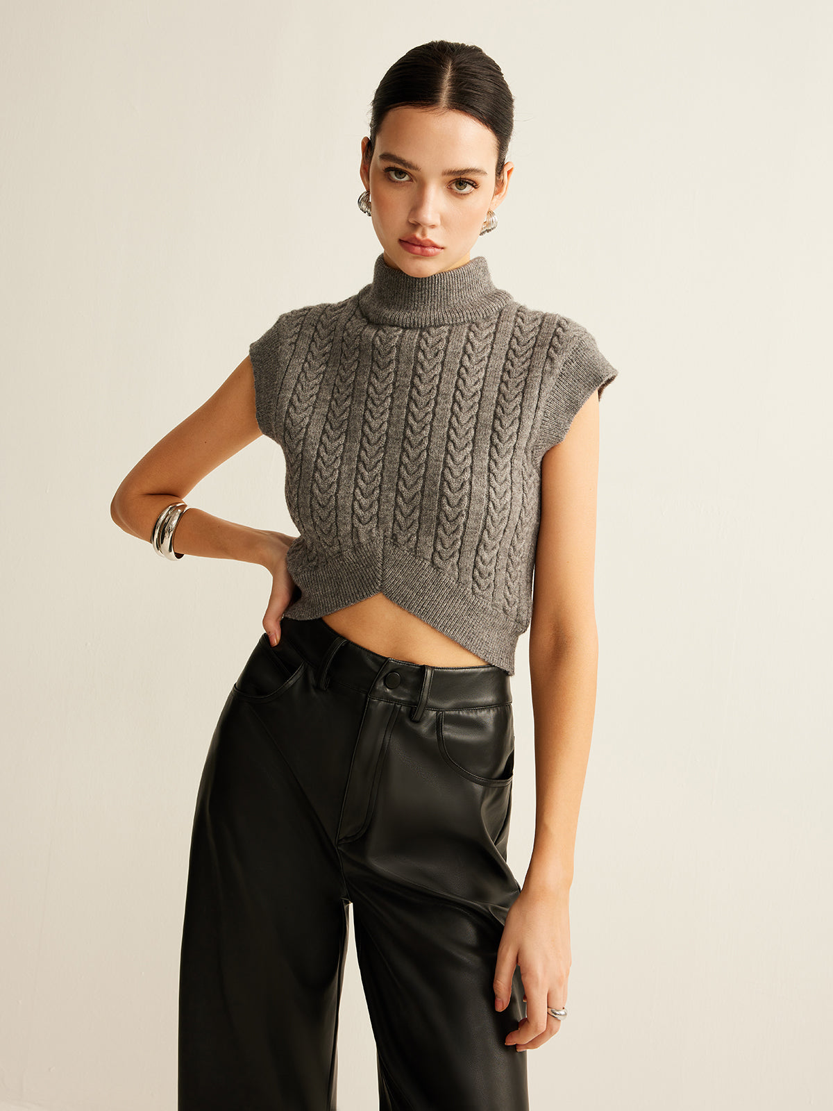 Cable Knit Collar Short Sweater Vest