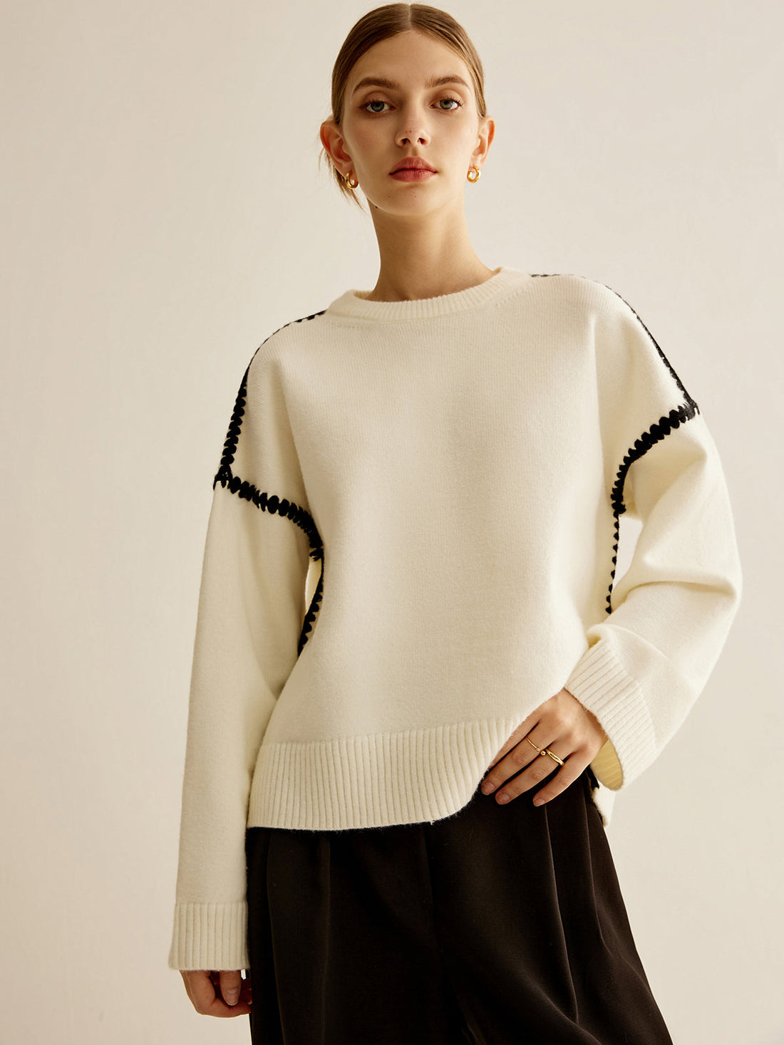 Minimalist Embroidered Hem Sweater