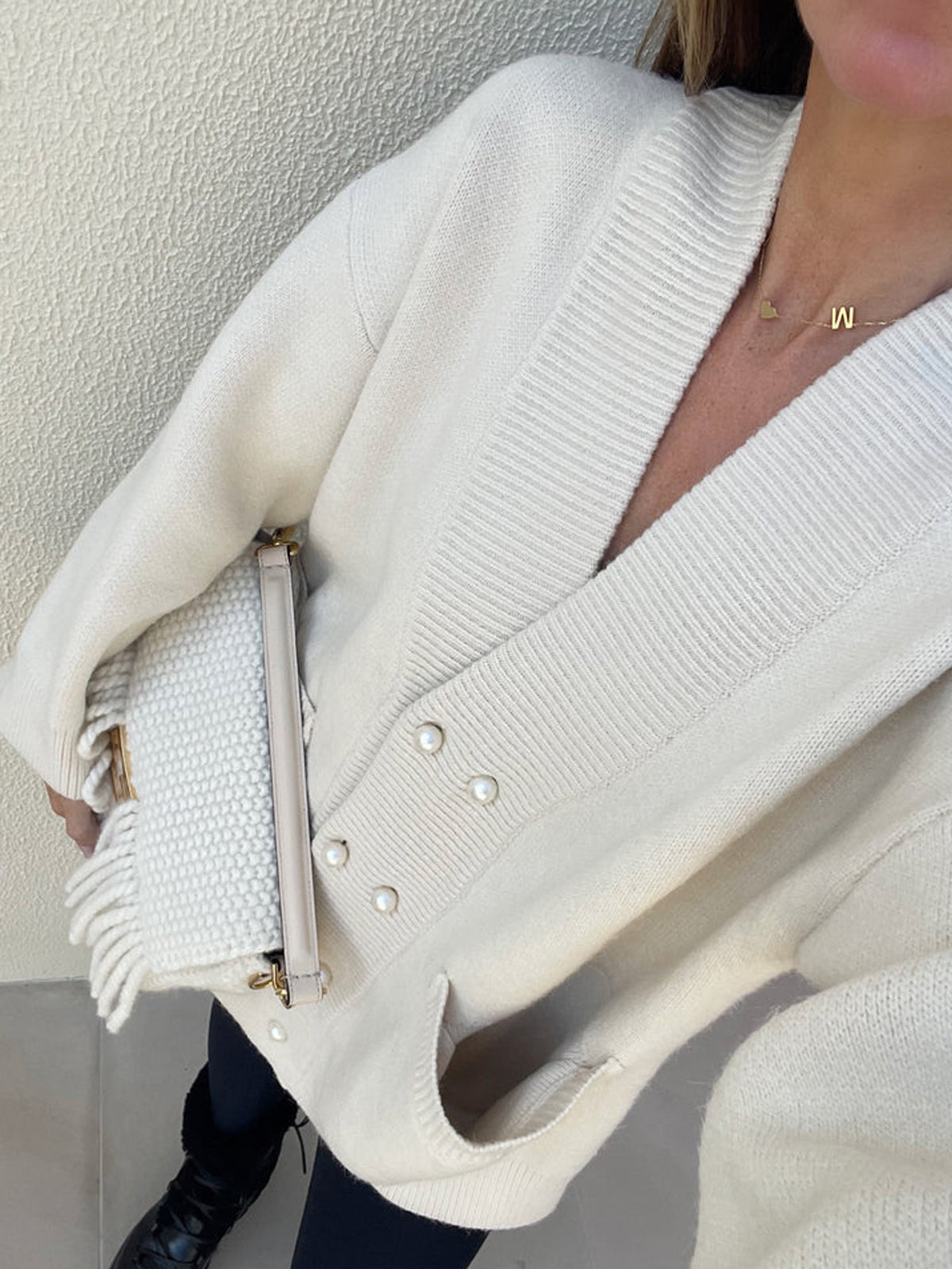 Stilvoller V-Ausschnitt-Cardigan mit Taschen