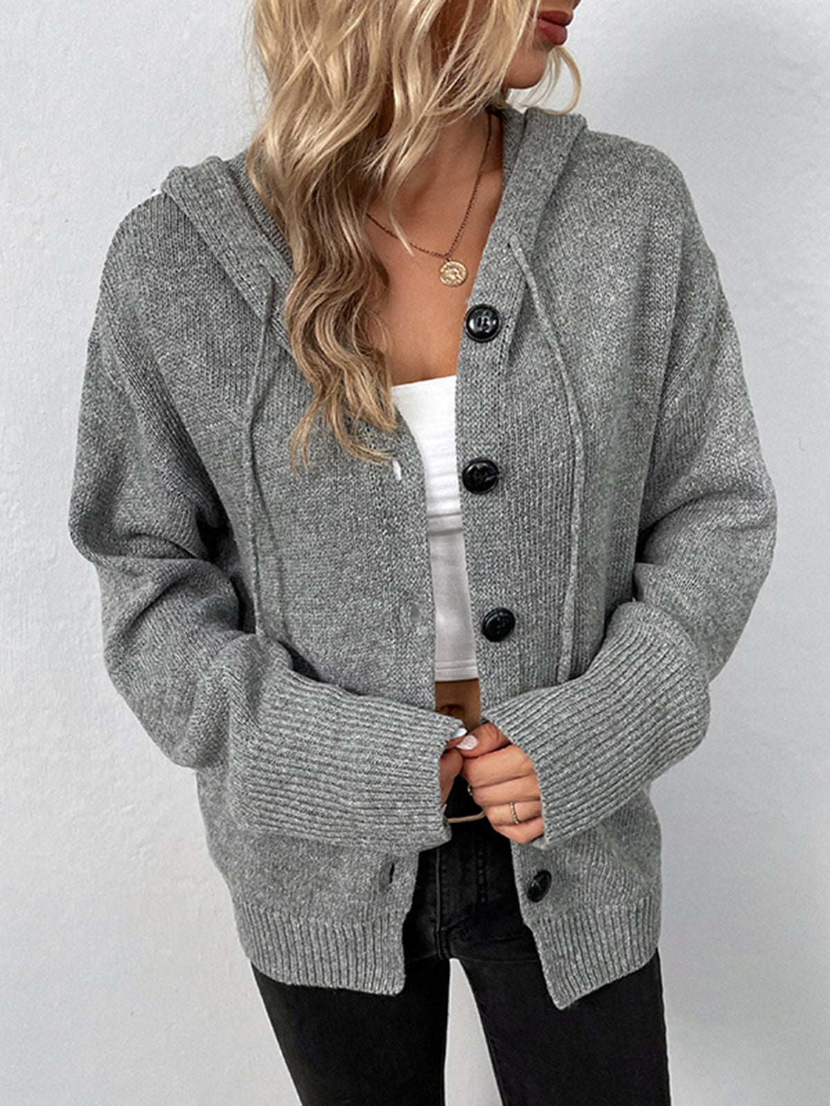 Kapuzenstrickjacke mit Knöpfen und Kordelzug