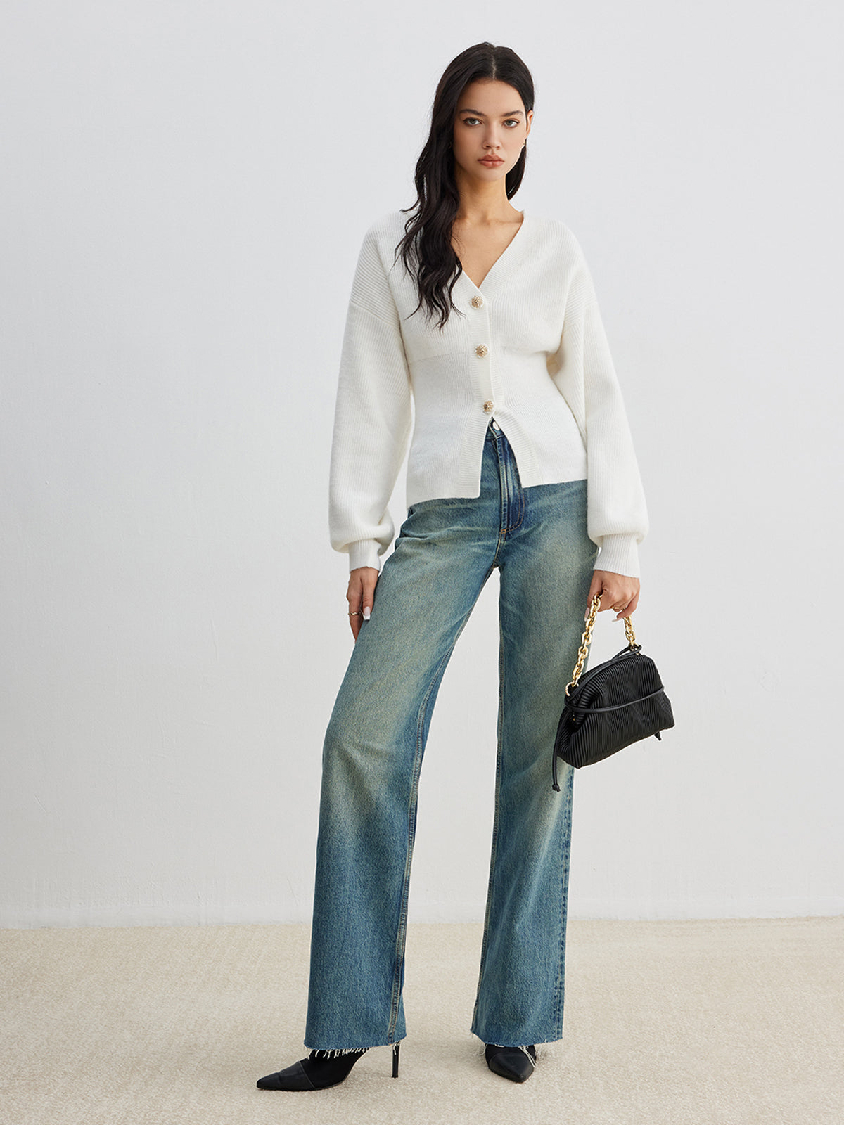 Stylish Buttoned Slit Gathered Cardigan