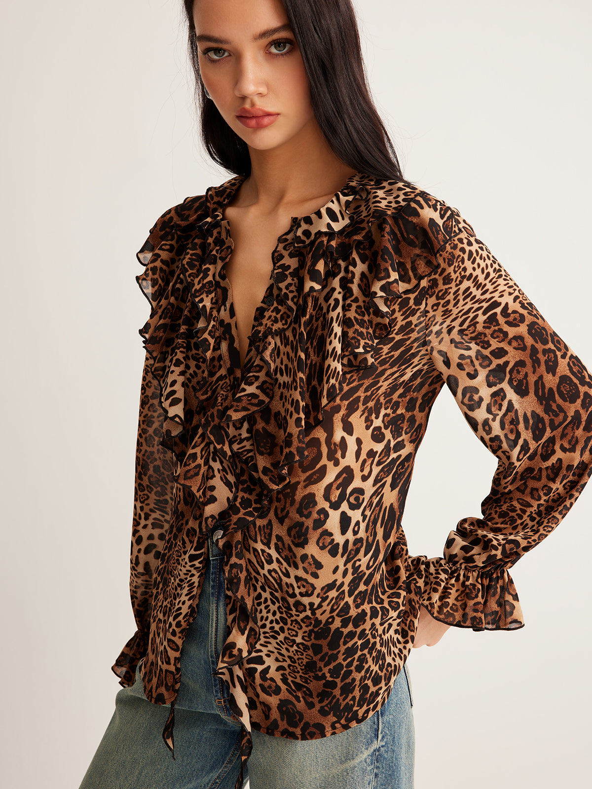 Bluse mit Leopardenmuster und Rüschen