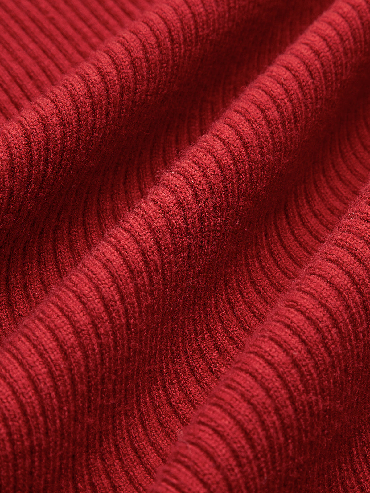 Polo-Strickjacke mit Rippenmuster und Metalldesign