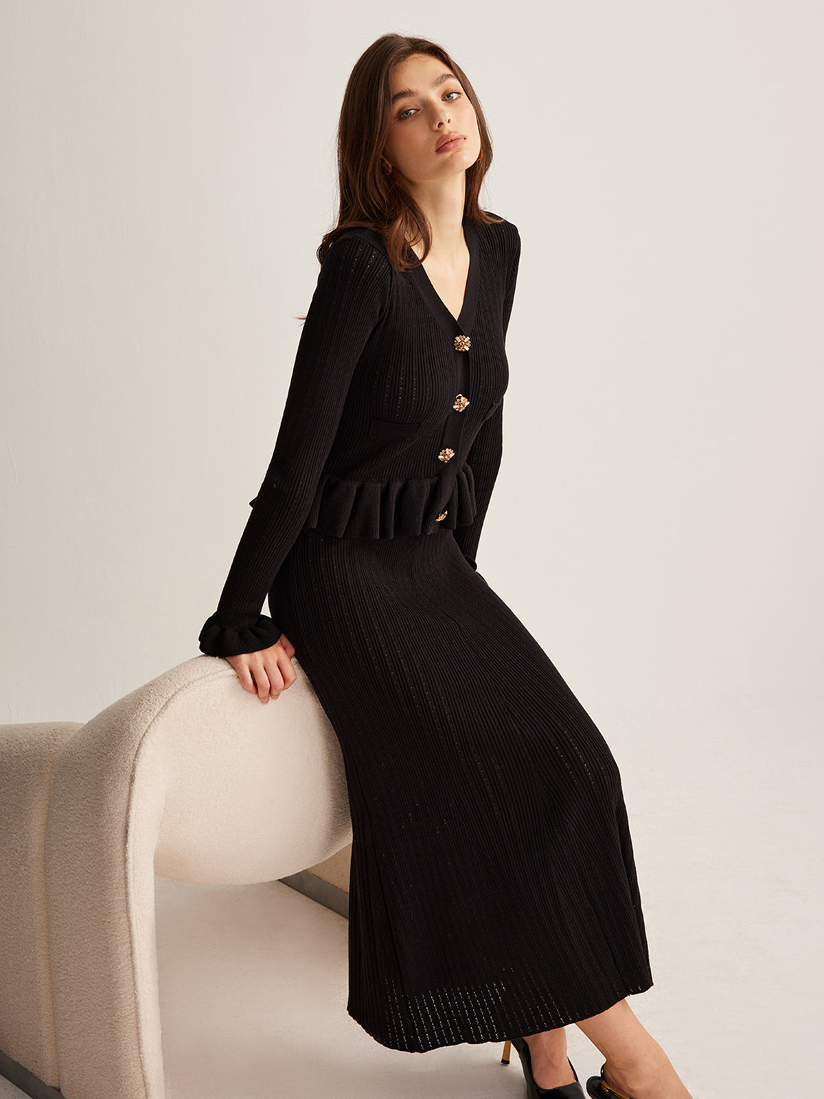 Rüschen-Maxikleid aus Strick, schmal geschnitten