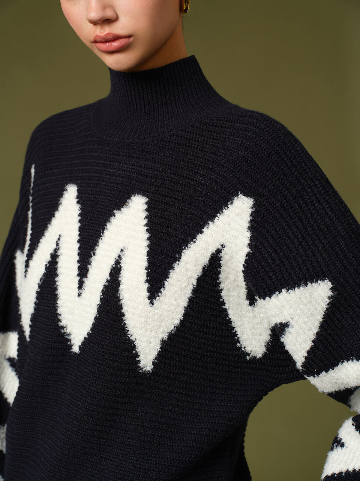 Semi-Neck Sweater with Contrast Trim 