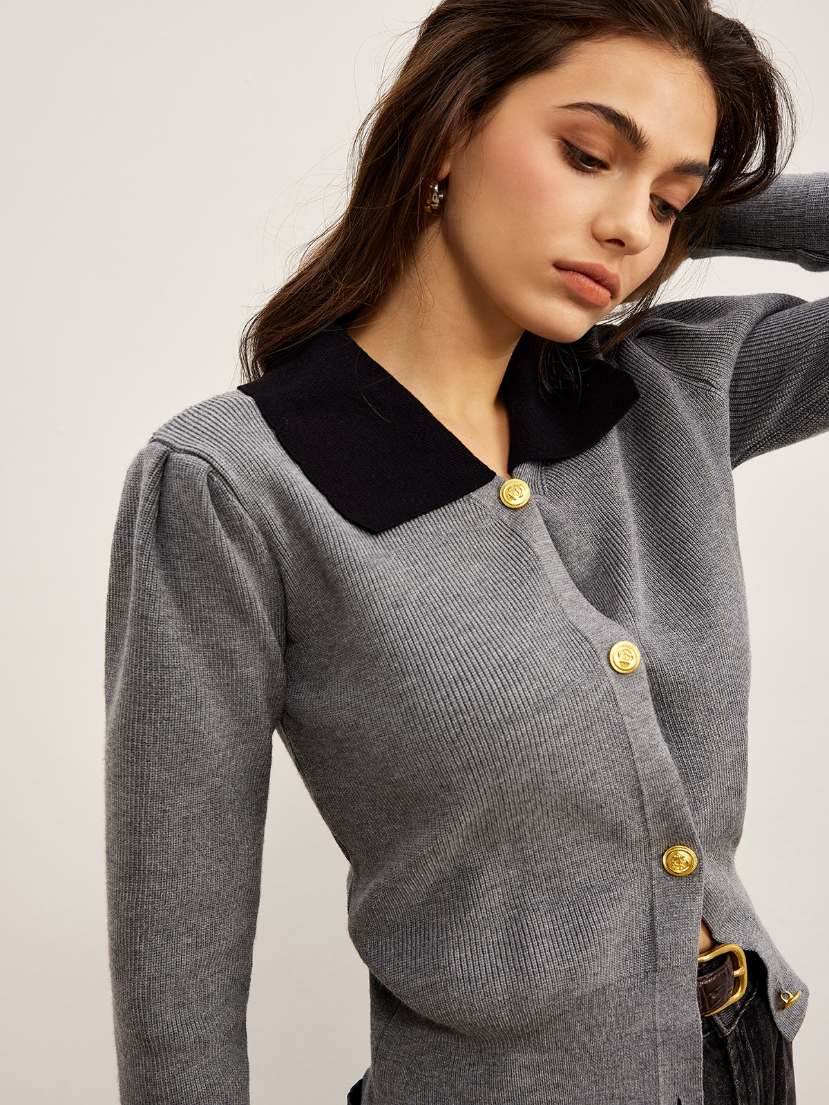Contrasting Collar Thin Buttoned Cardigan