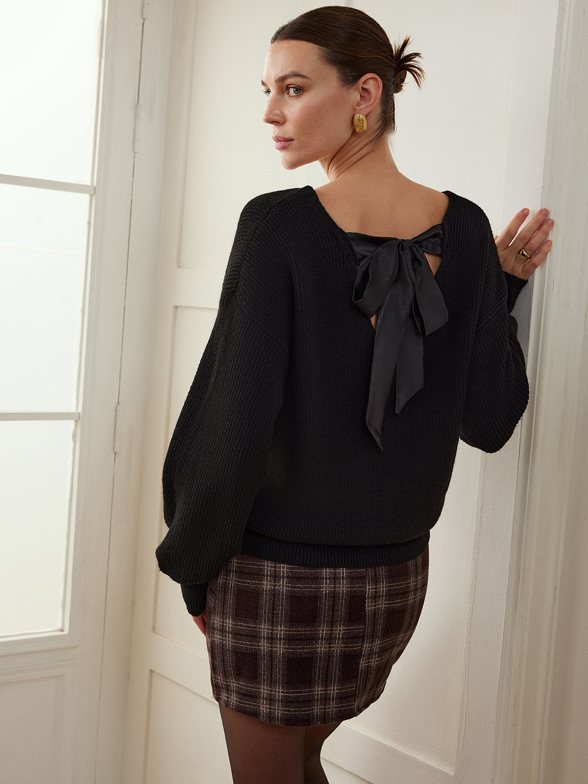 Ribbed V-Neck Sweater with Bow Detail 