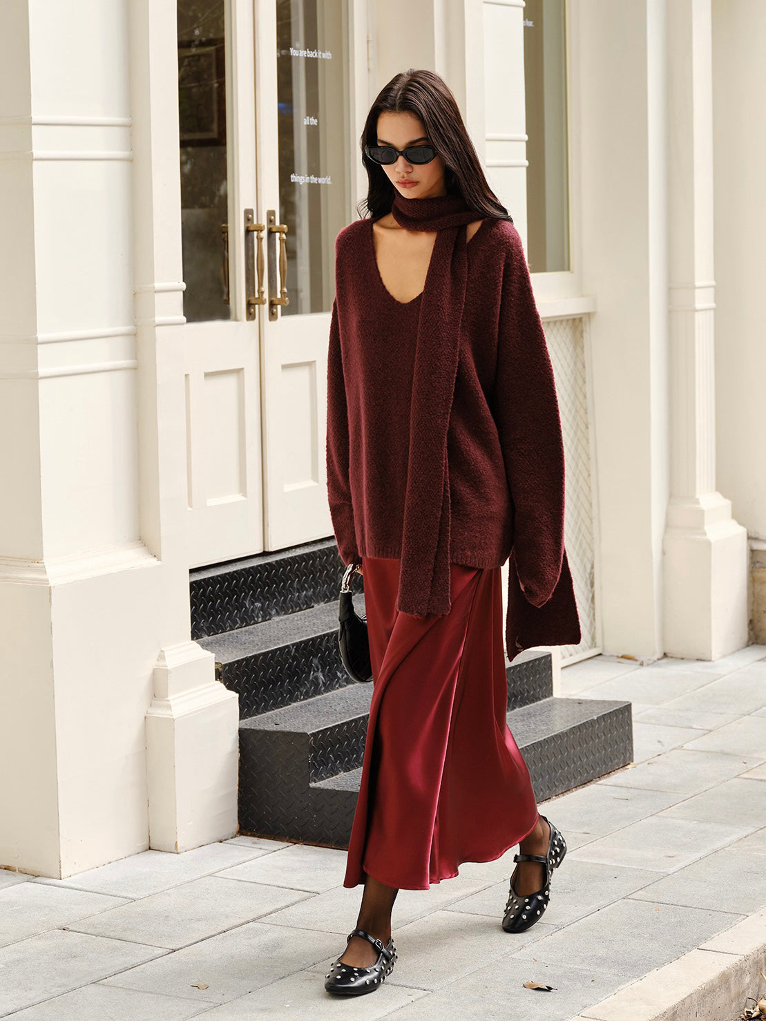 Loose-fitting Wool Blend Sweater 