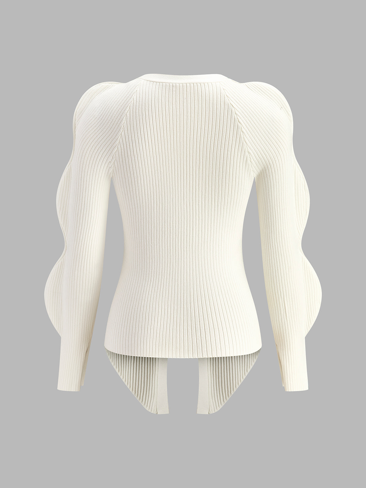 Strickjacke mit Drehverschluss und gewellten Ärmeln