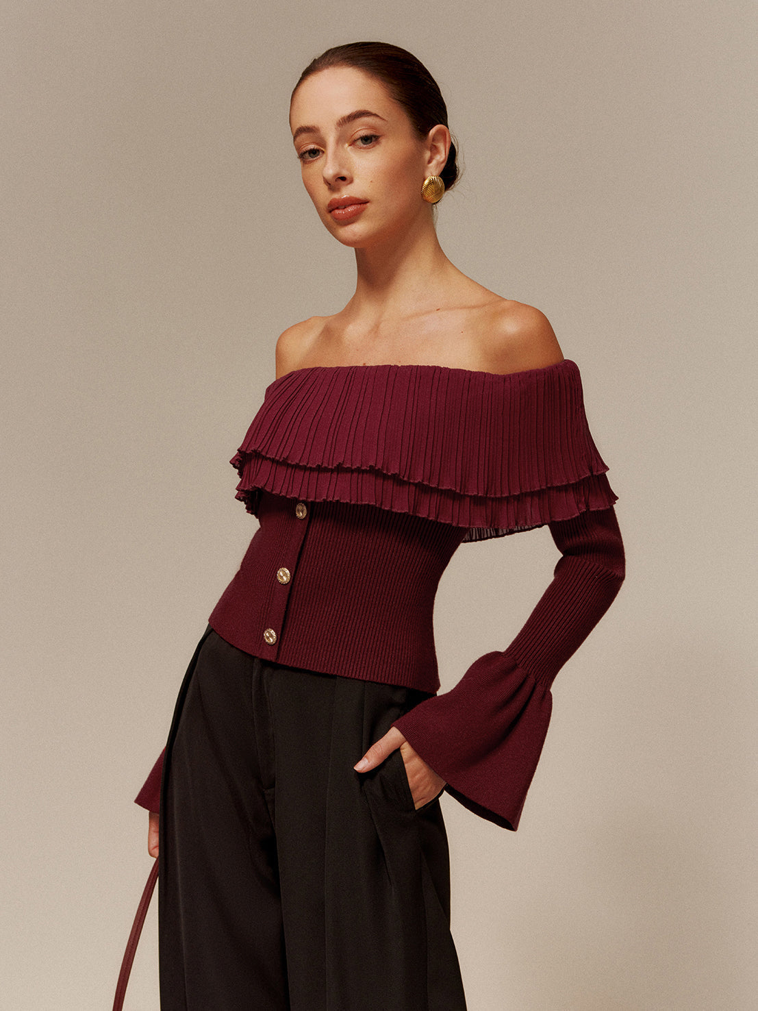 Off-the-shoulder pleated ruffled fitted sweater 