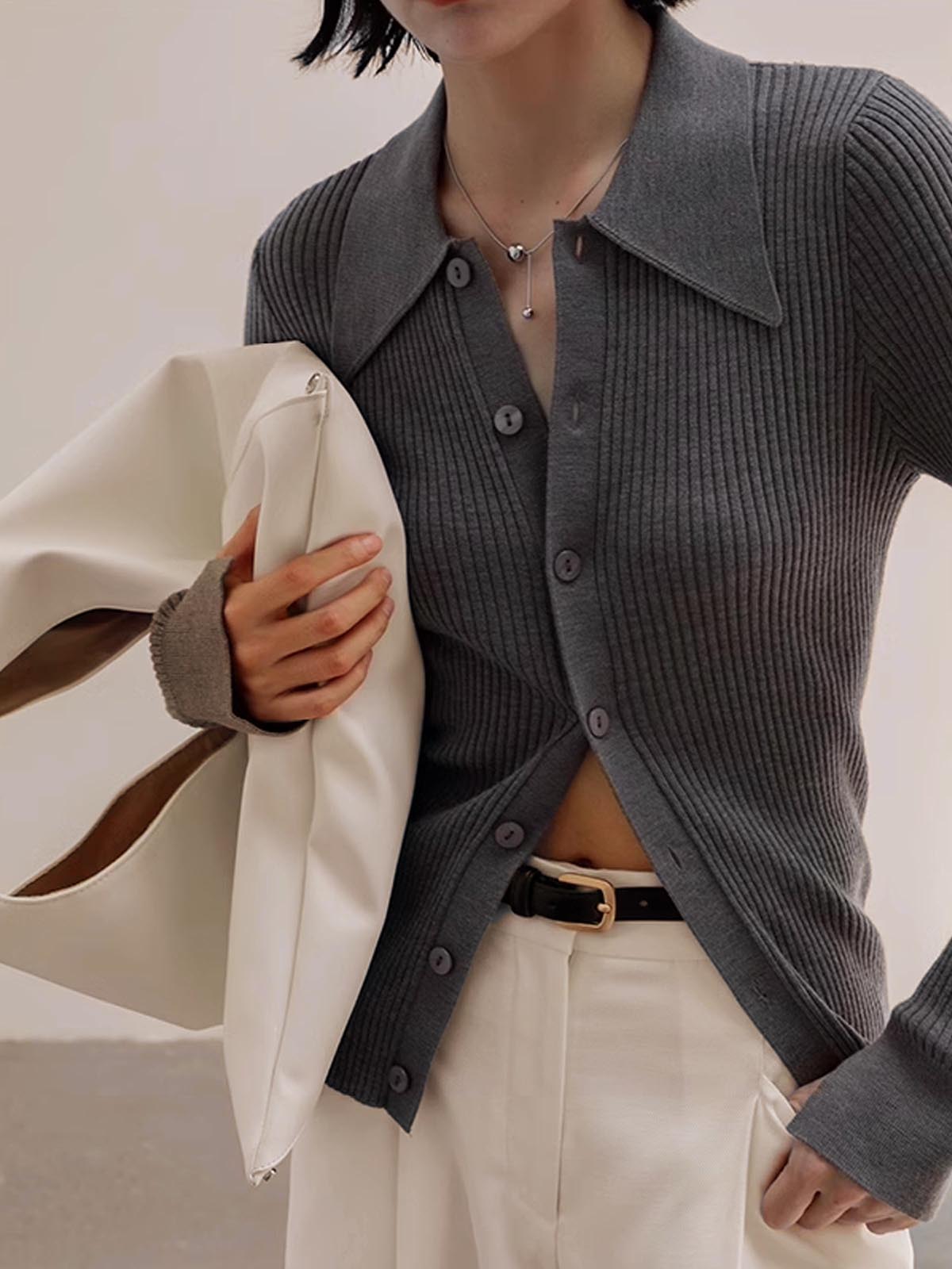 Dünne Strickjacke mit Rippkragen