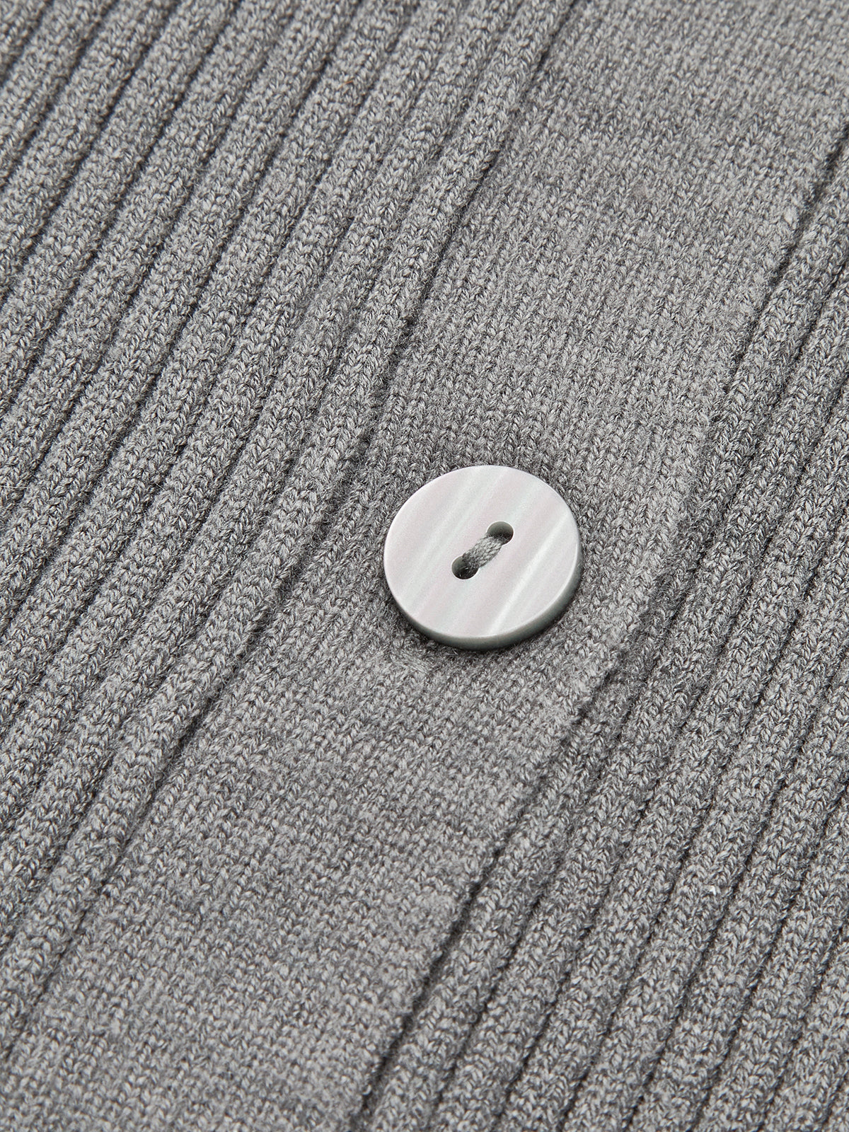 Dünne Strickjacke mit Rippkragen