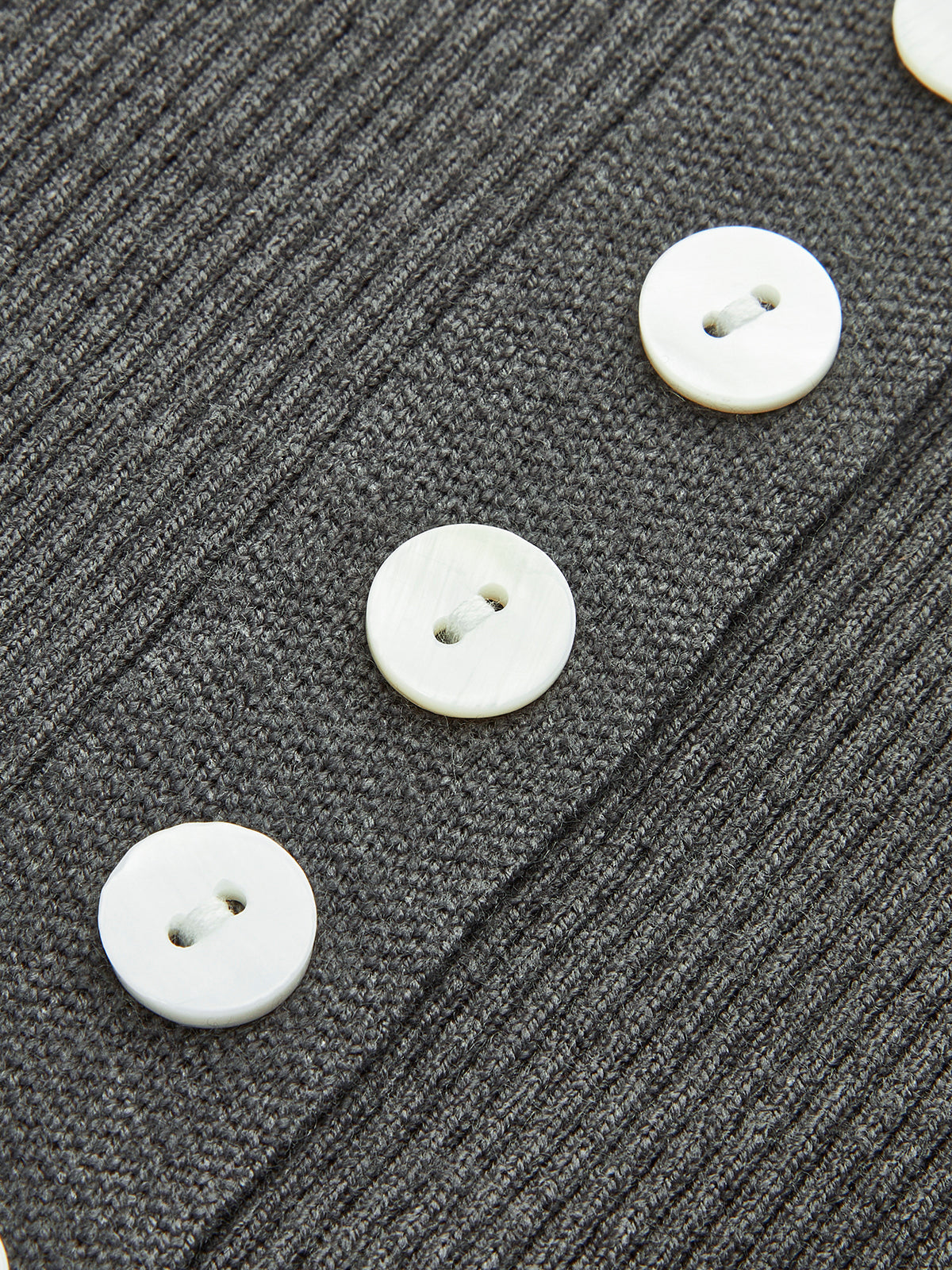Schlichter, geknöpfter Strickcardigan