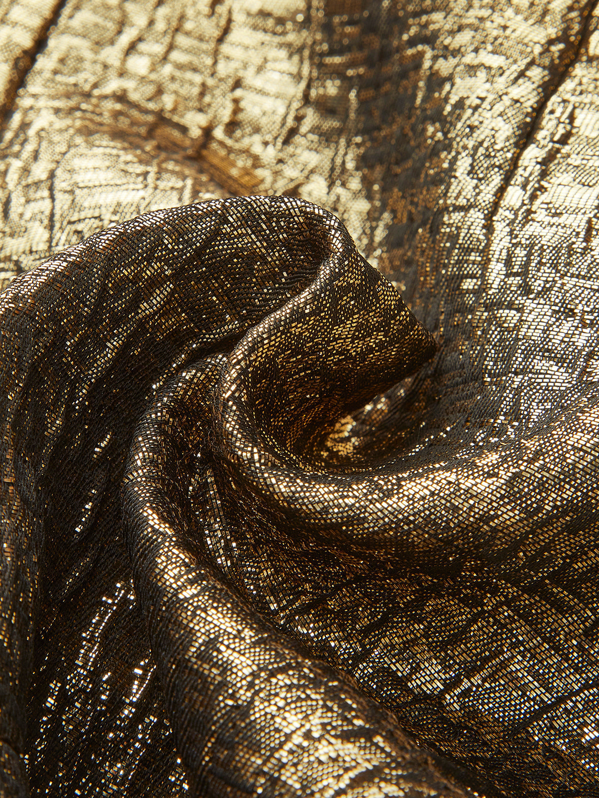 Mid-Waist Tassel Shorts