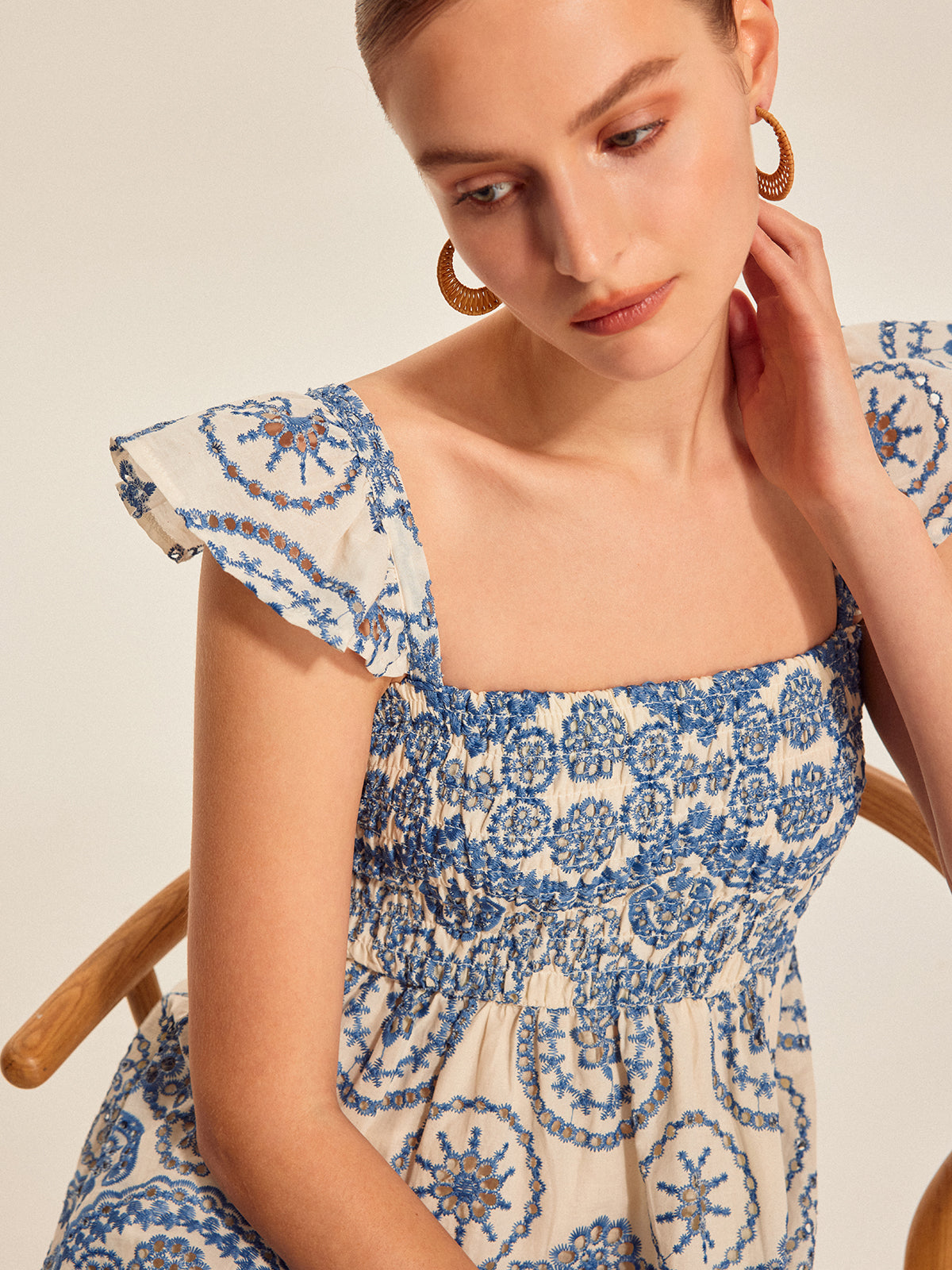 Boho-Maxikleid mit Blumenmuster und offenem Rücken 