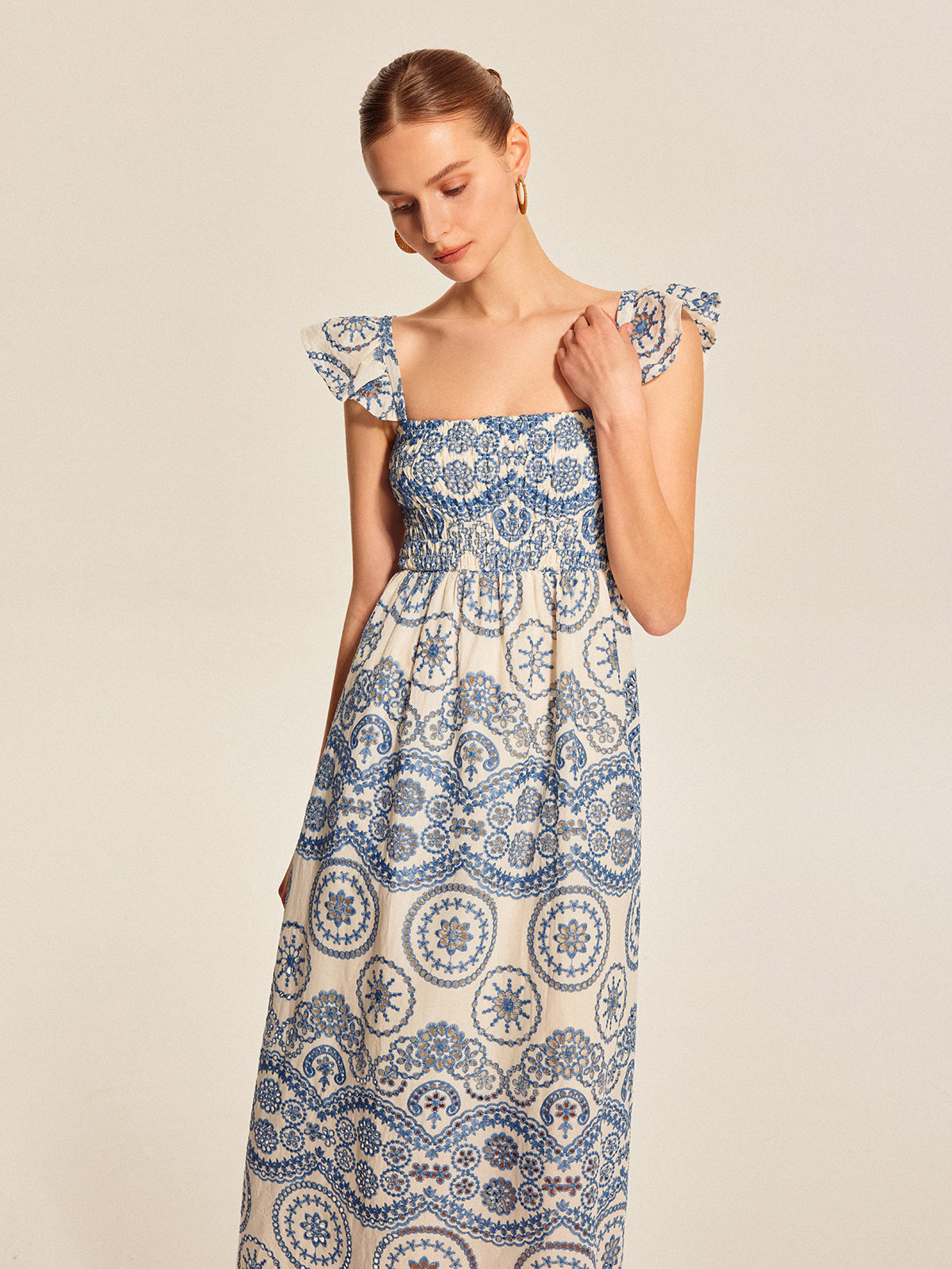 Boho-Maxikleid mit Blumenmuster und offenem Rücken 