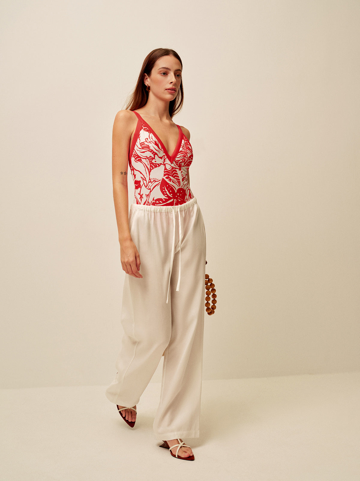 Tropical Patterned V-Neck One-Piece Swimsuit