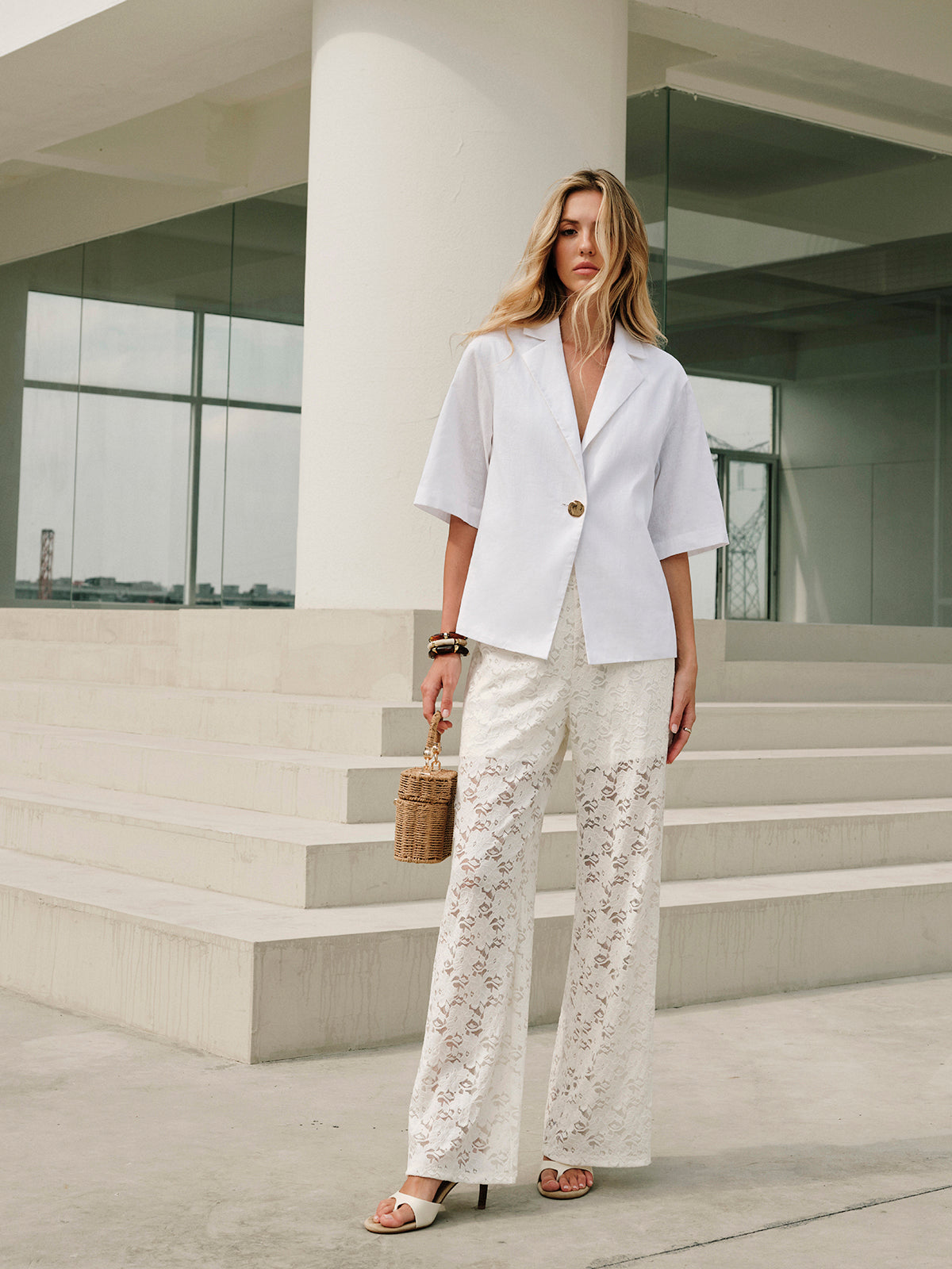 Bluse aus Baumwolle und Leinen mit Metallkragen