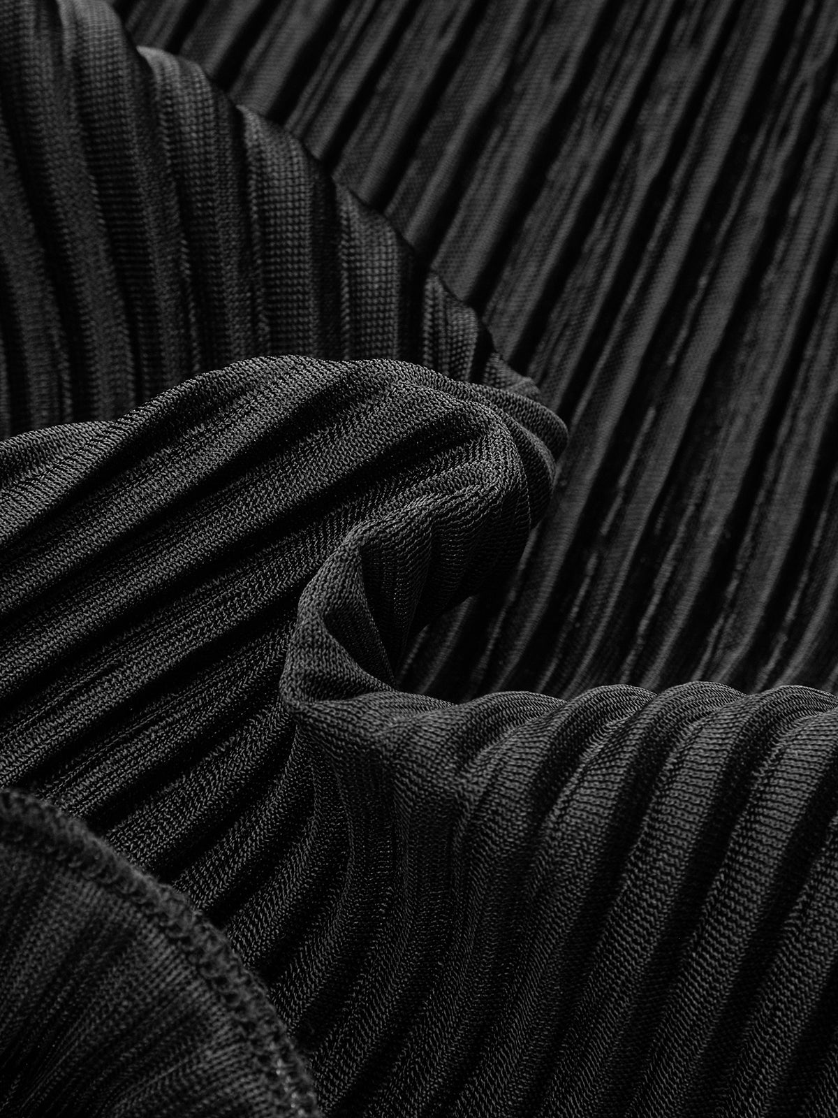 Ruffled Buttoned Pleated Blouse