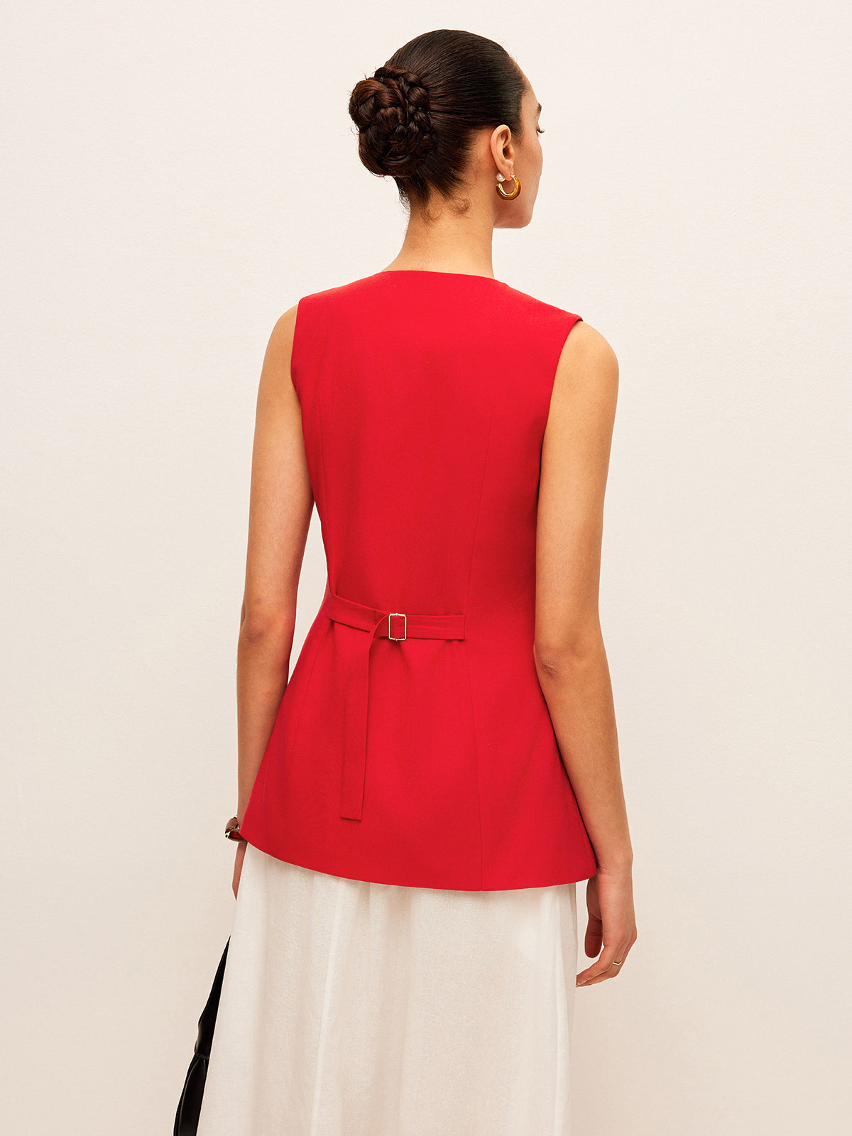 Cotton and Linen Buttoned Vest