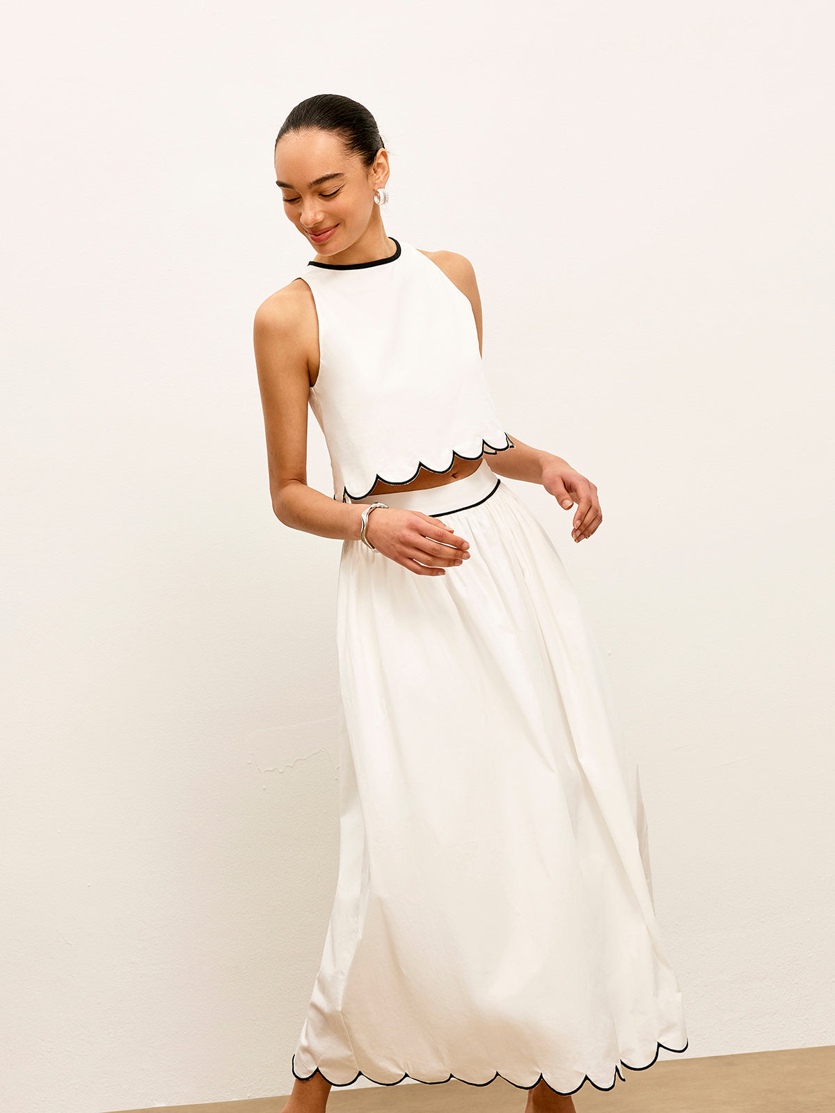 Sleeveless Skirt Set with Ruffled Hem Detail and Color Blocking 