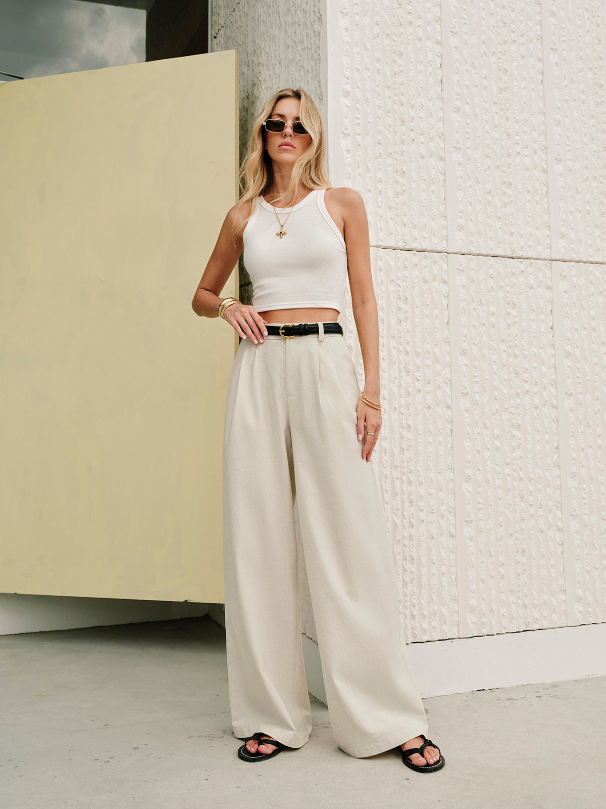 Cotton and Linen Mid-Waist Trousers 