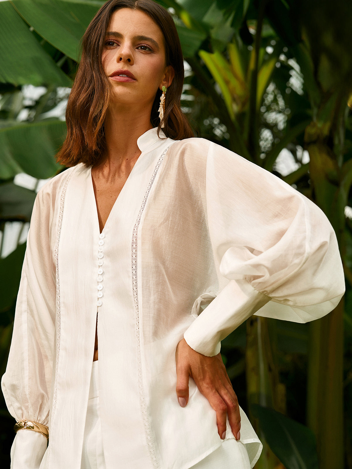 Transparente Bluse mit Puffärmeln