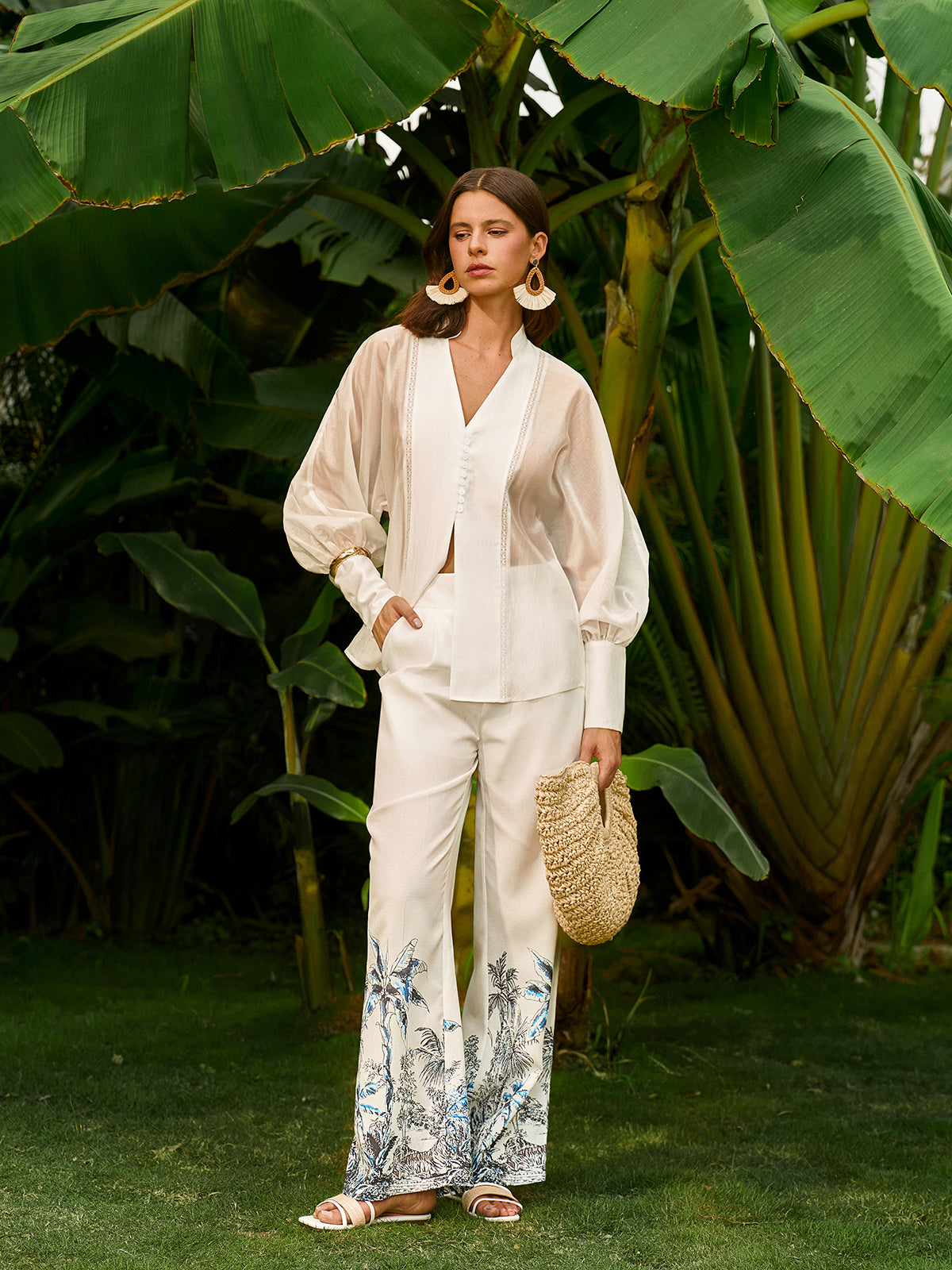 Transparente Bluse mit Puffärmeln