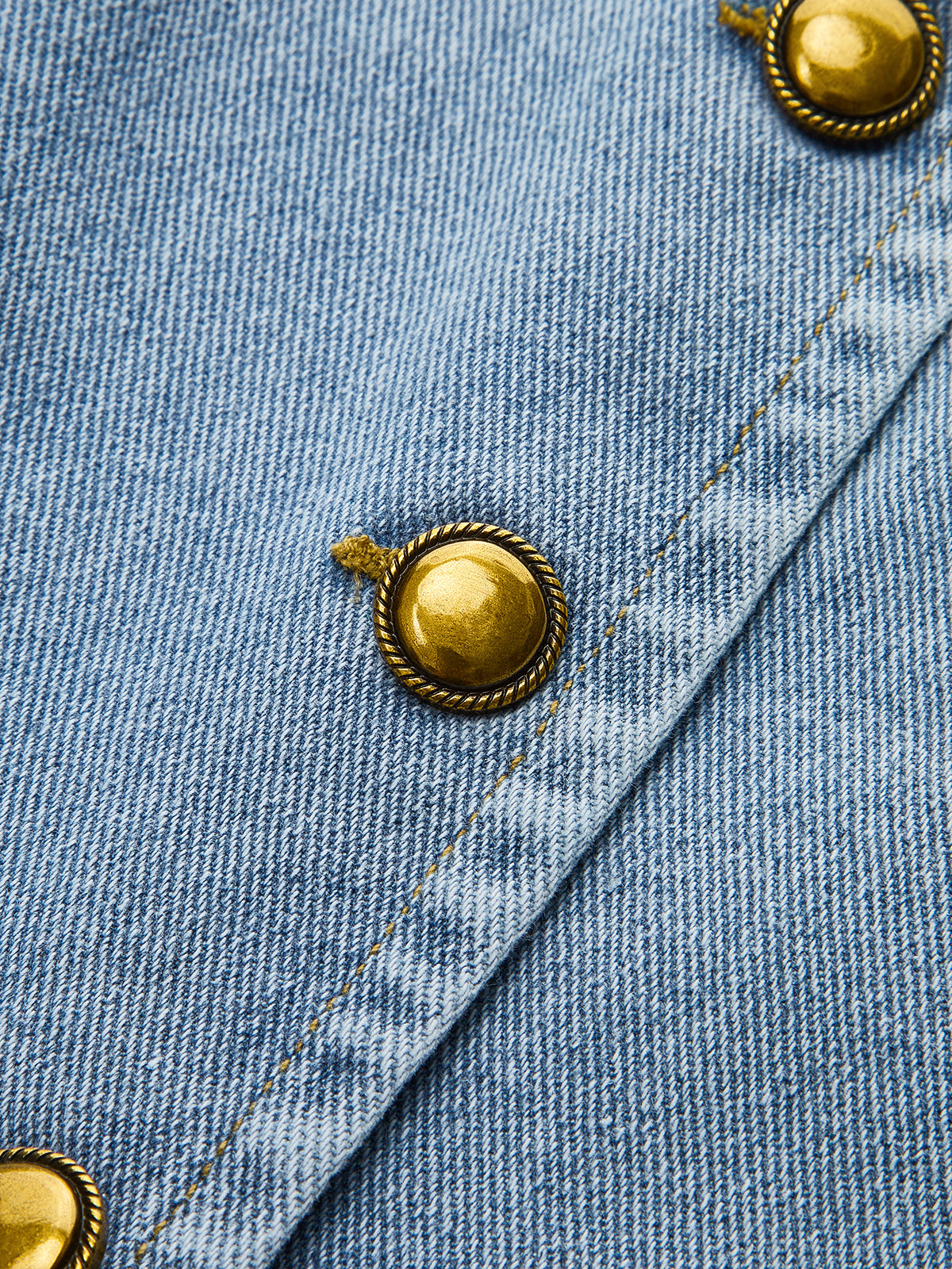 Ärmellose Jeansweste mit Knöpfen