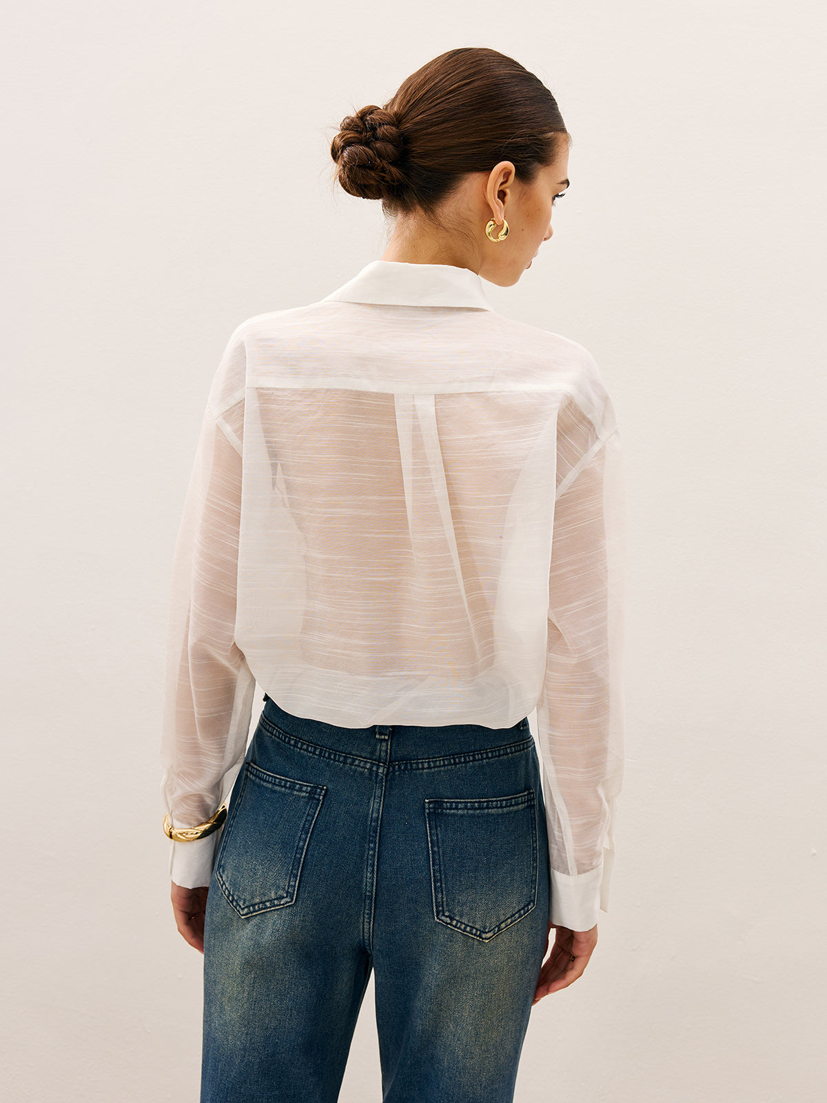 Bluse mit transparenten Spitzendetails
