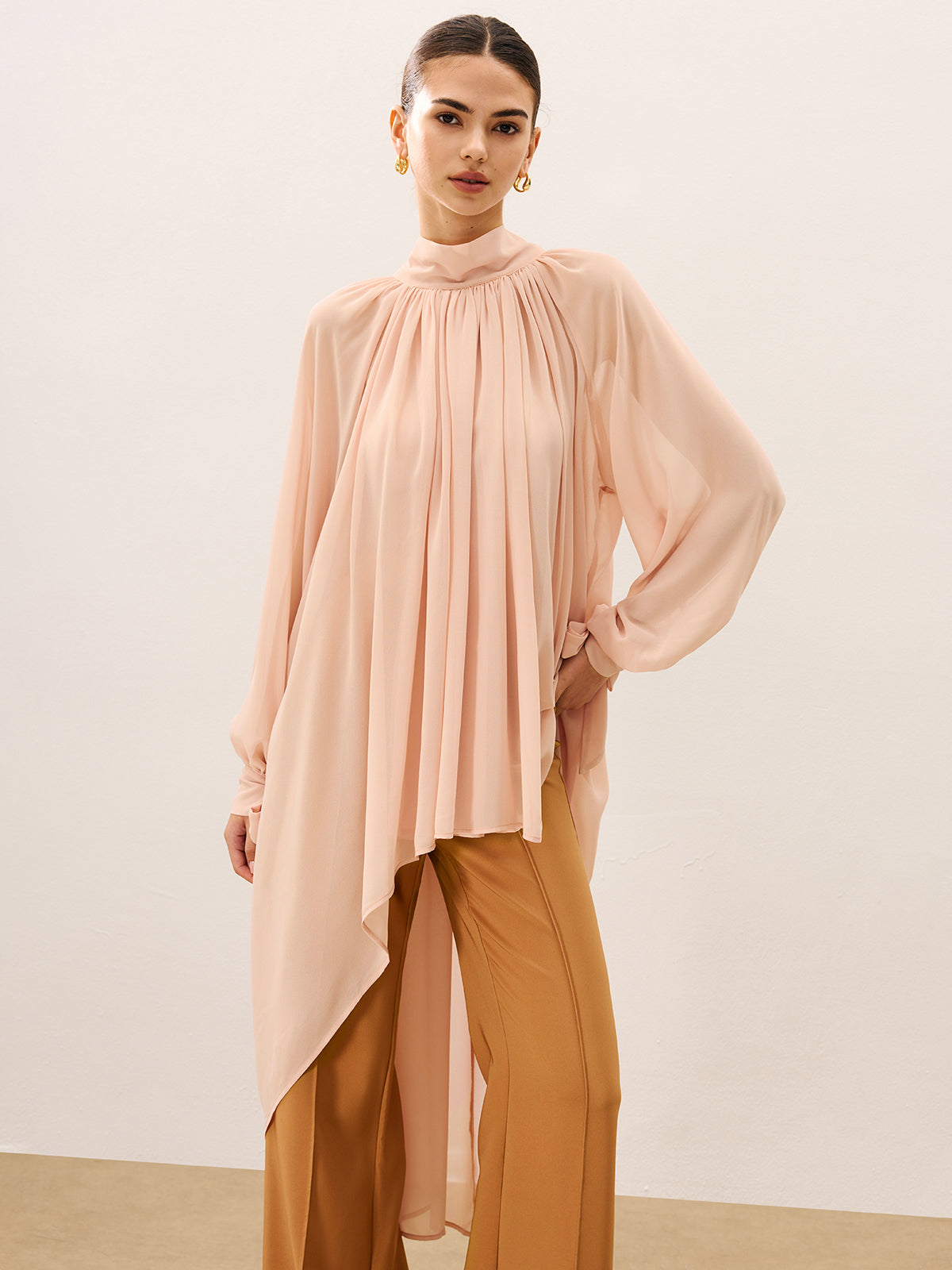 Rüschenbluse aus Chiffon in großen Größen, leicht transparent
