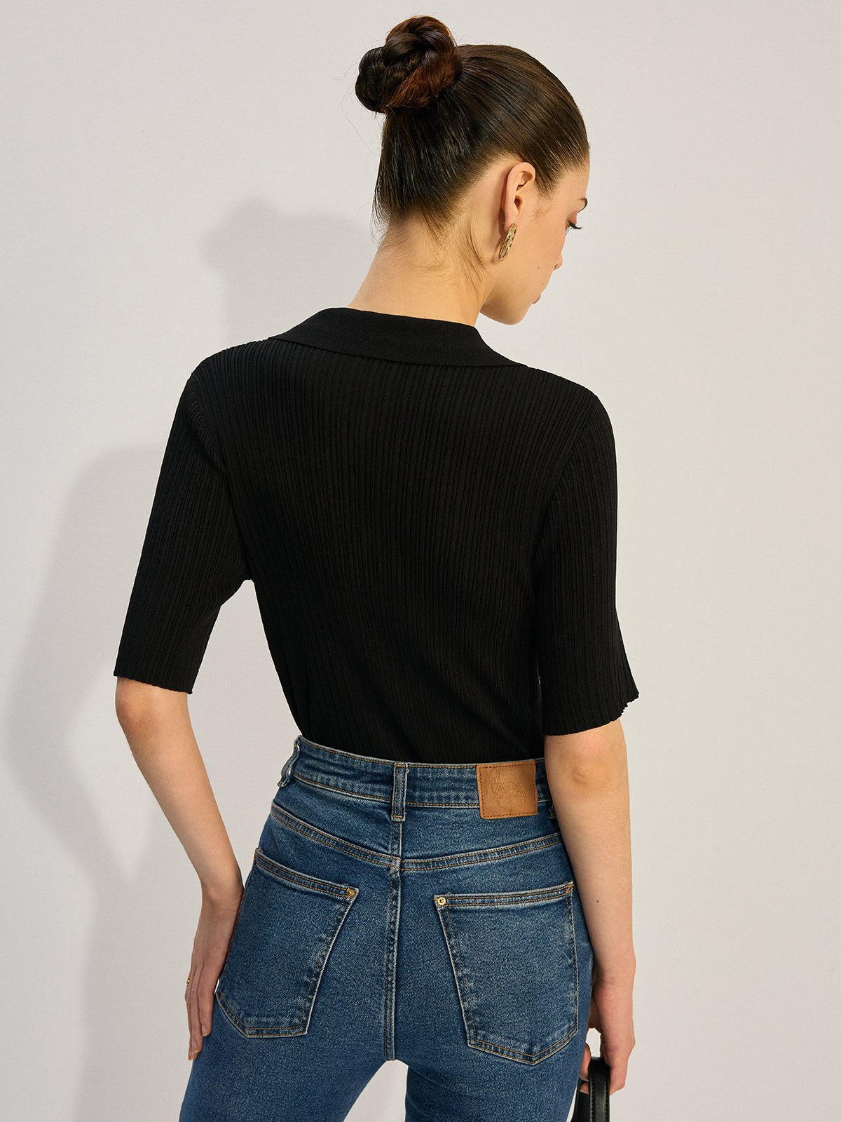 Strickbluse mit Knöpfen