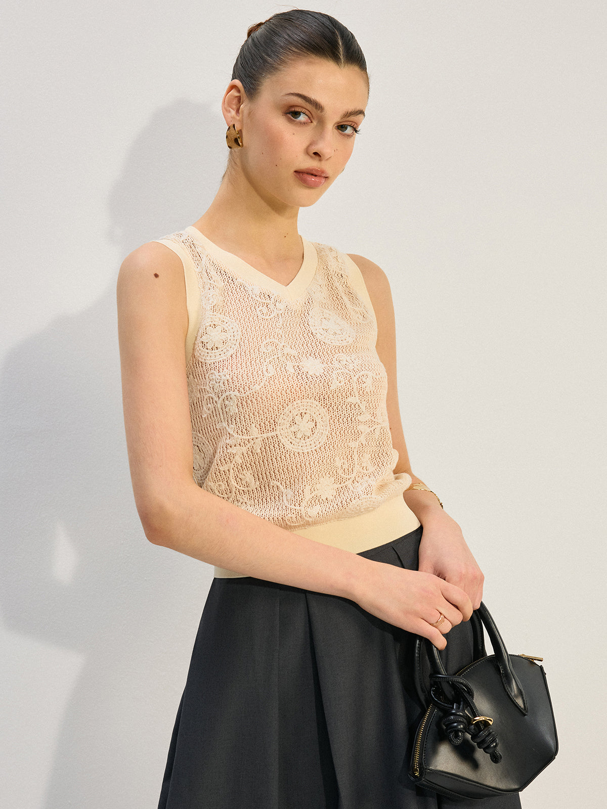 Semi-Transparent Ribbed V-Neck Knitted Vest