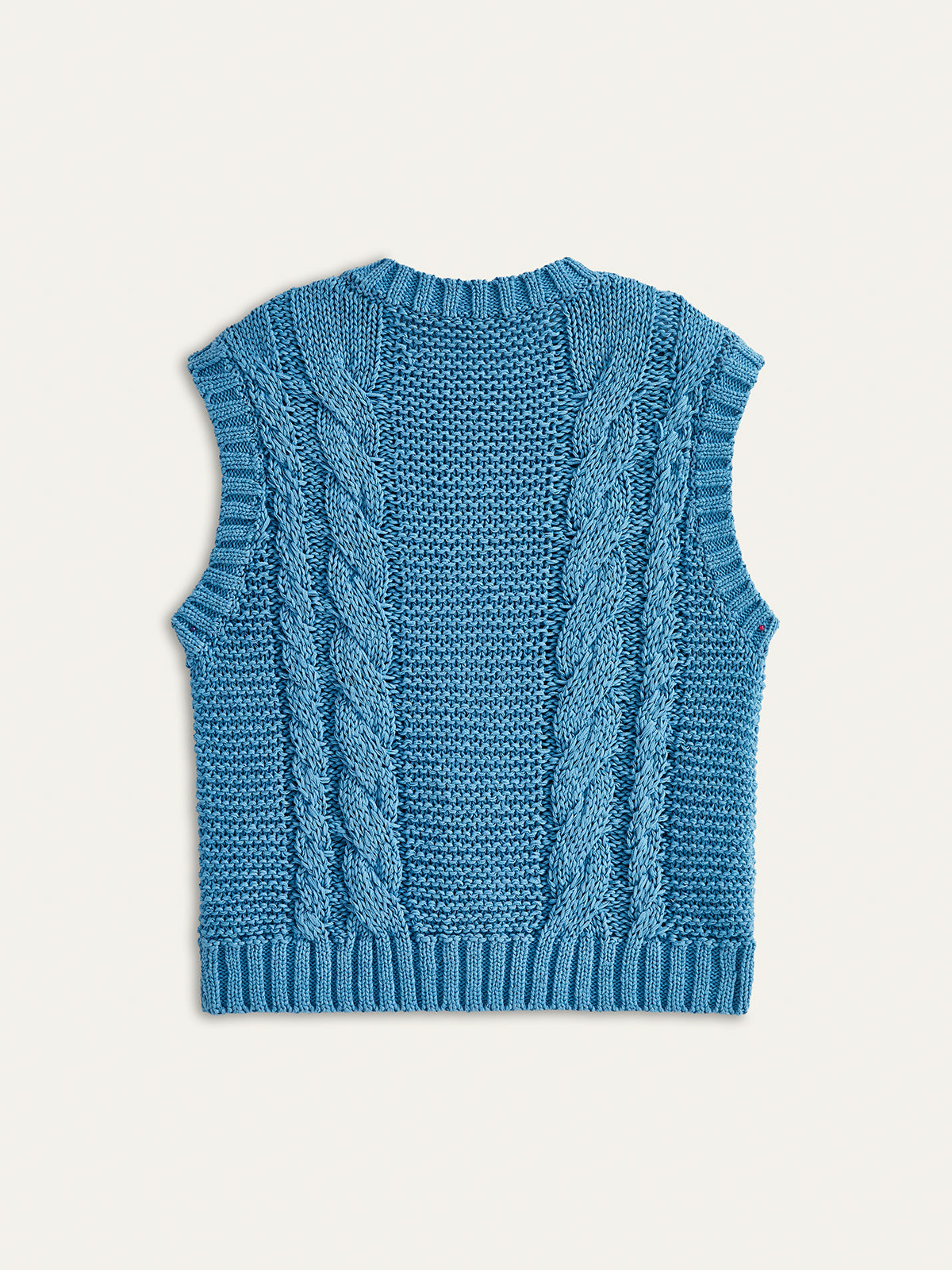 Cable Knit Sleeveless Buttoned Vest