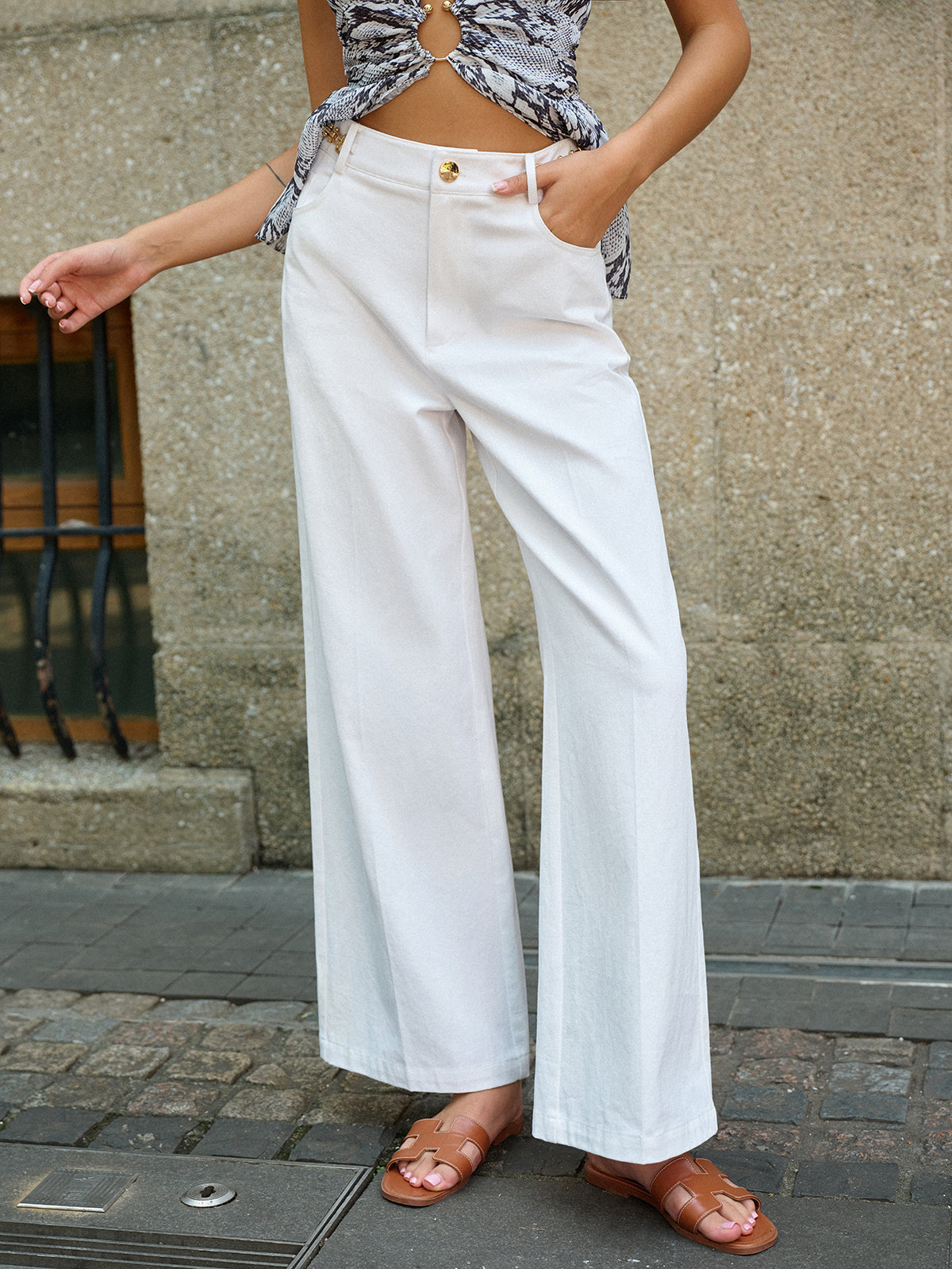Wide-Leg Trousers with Metal Accessories 