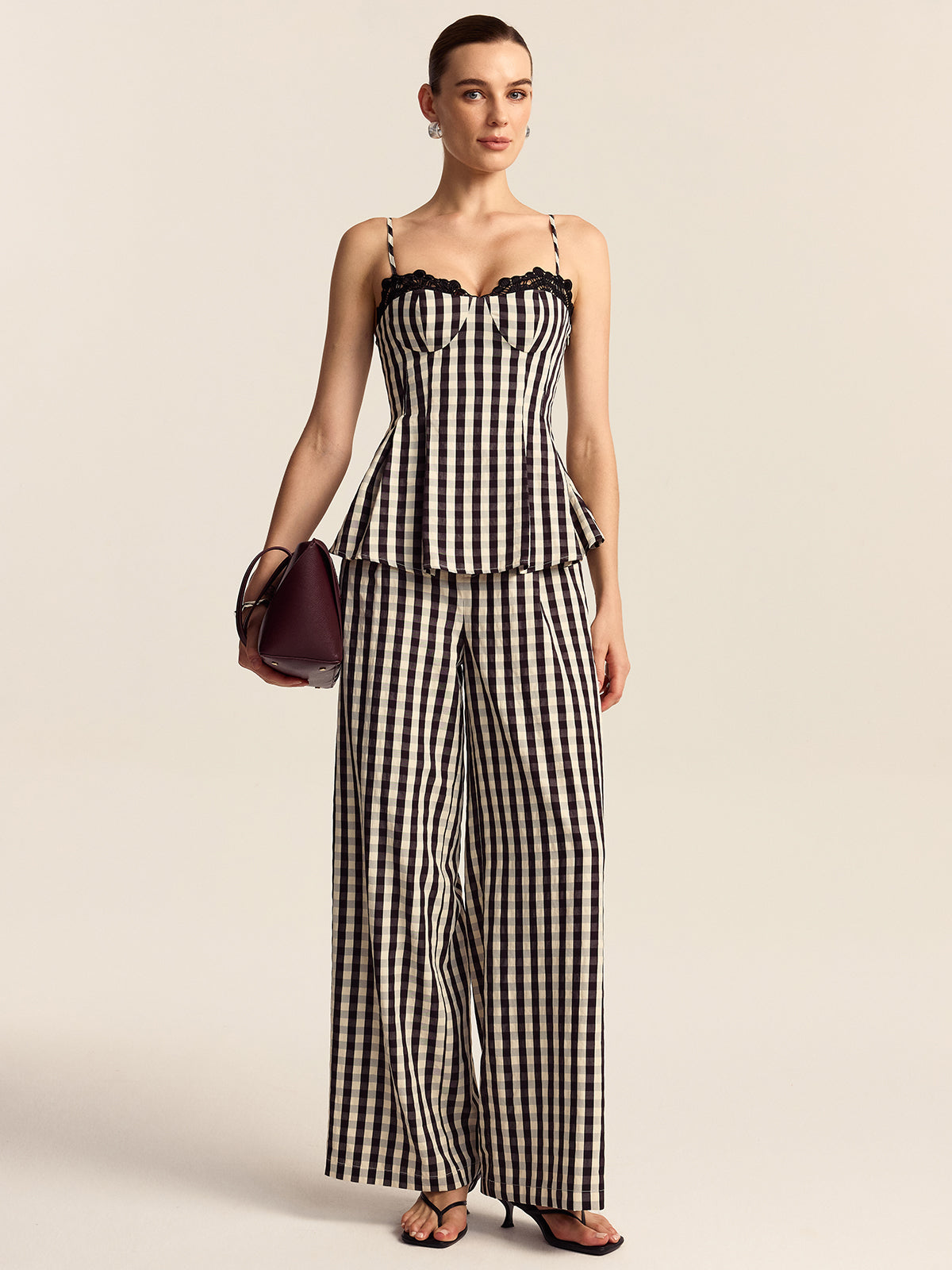 Karierte Hose mit weitem Bein 