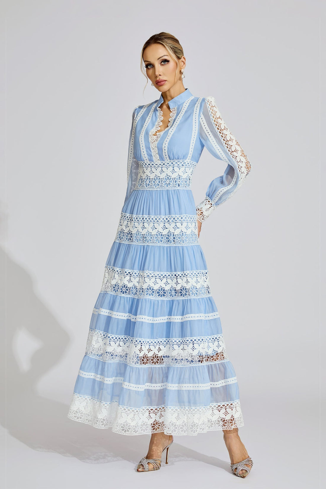 Celeste Maxikleid mit Spitzeneinsätzen 