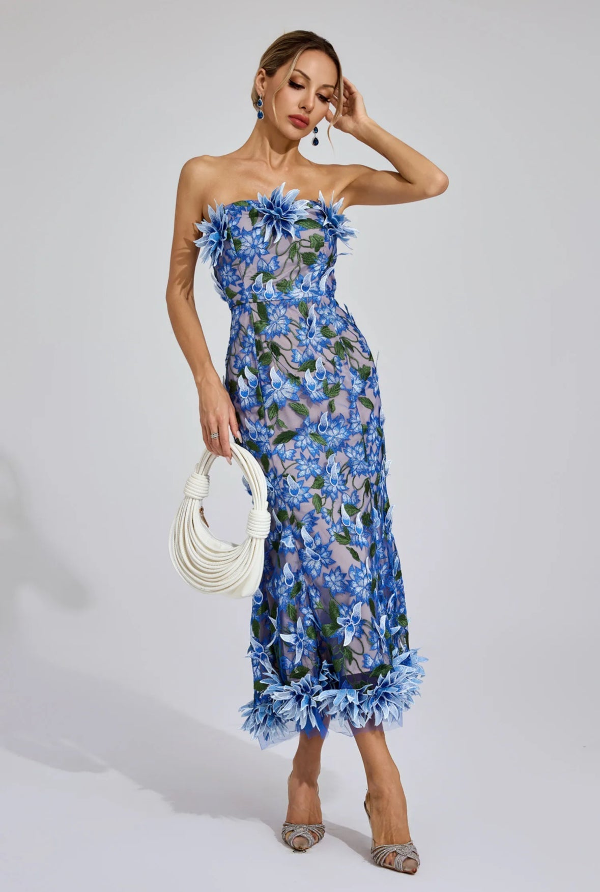 Rosalia 3D-Midikleid aus floraler Spitze