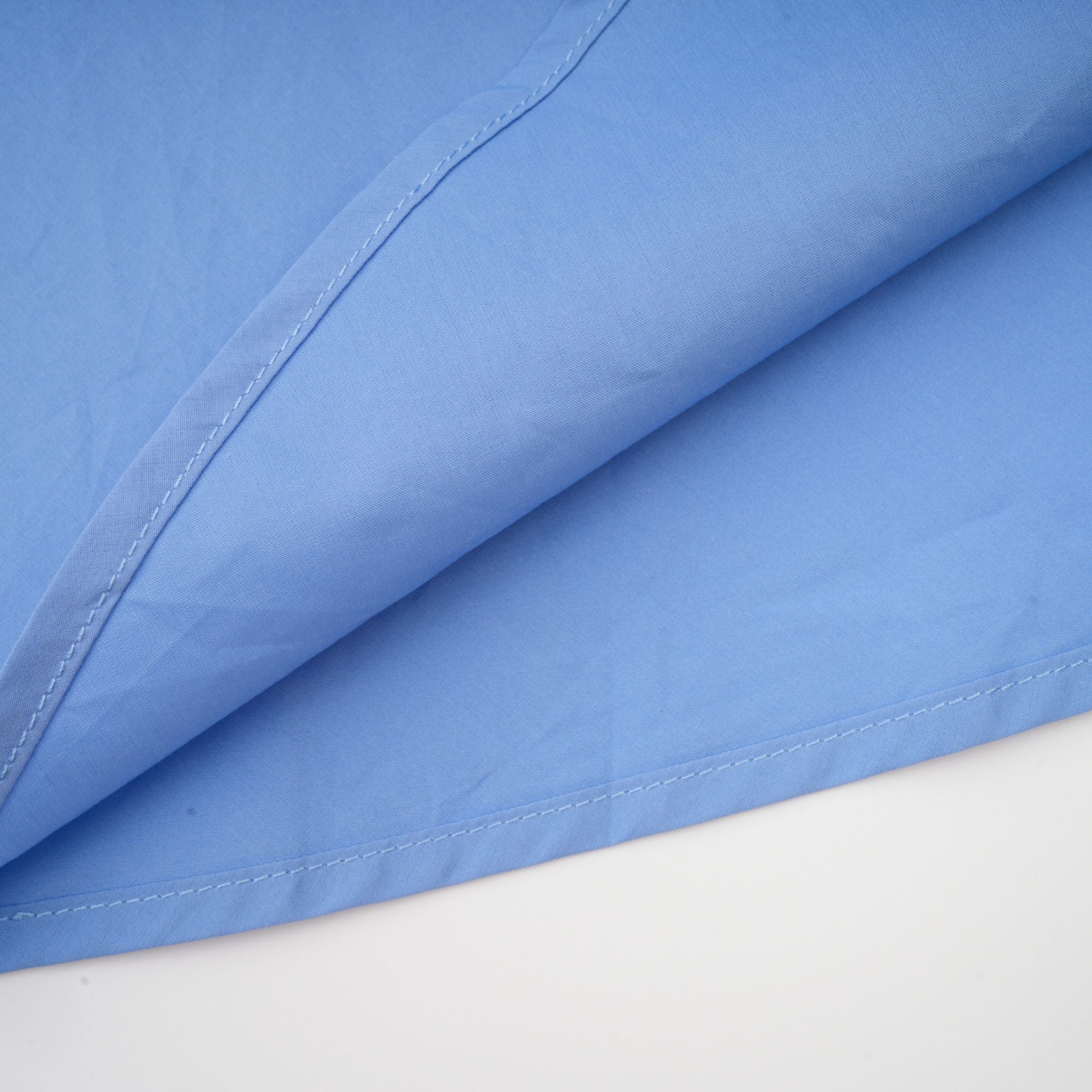 Emma Maxikleid aus blauer Spitze mit Blattdetails und Raffungen