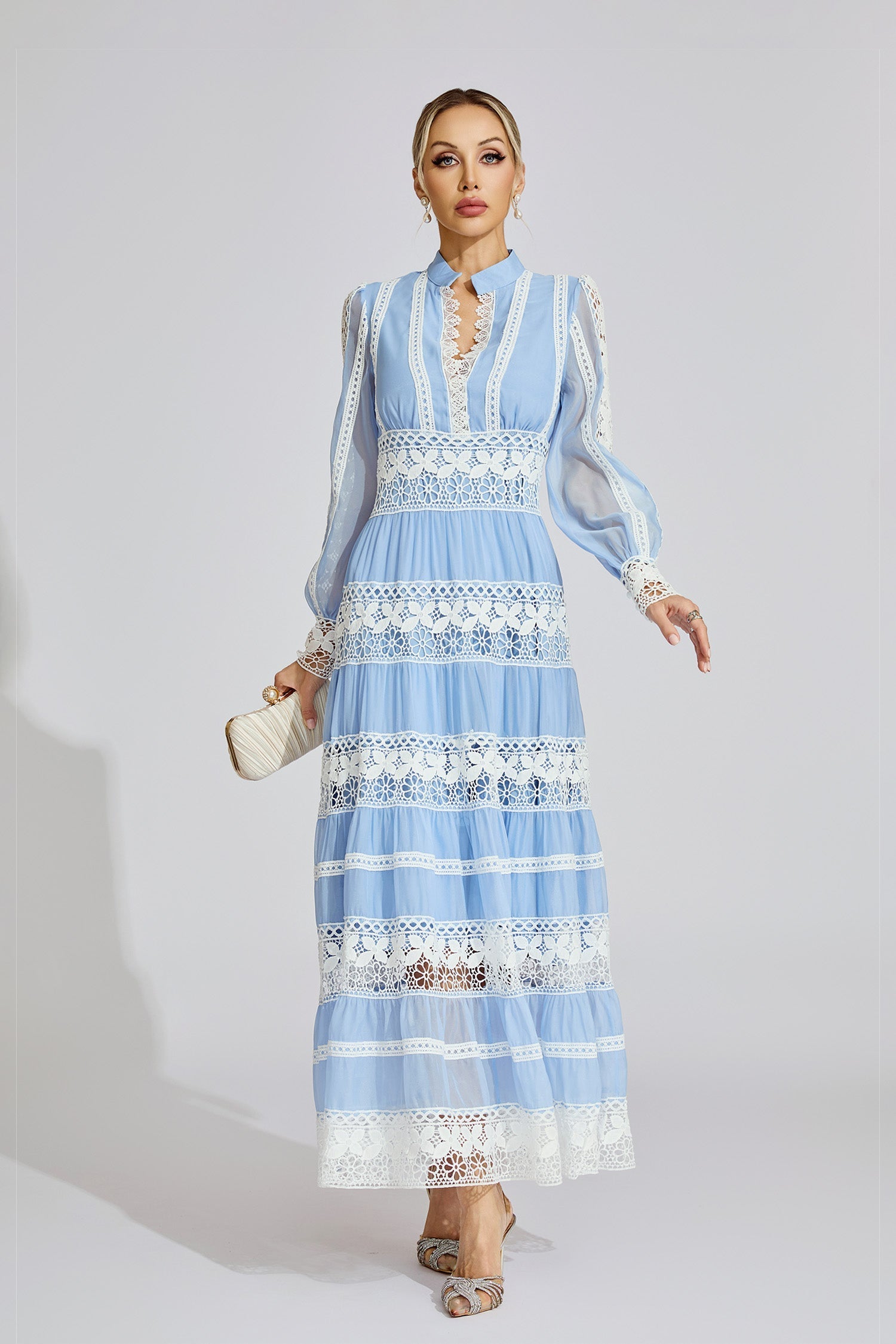 Celeste Maxikleid mit Spitzeneinsätzen 