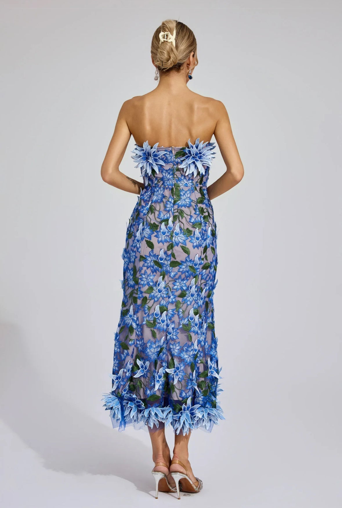 Rosalia 3D-Midikleid aus floraler Spitze