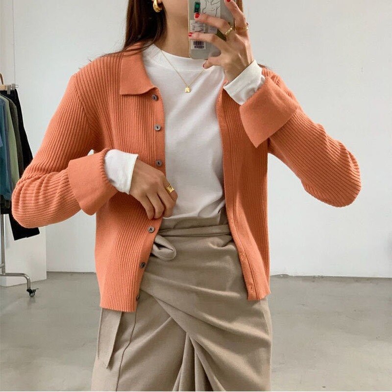 Dünne Bluse mit Knöpfen