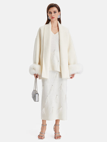 Minimalist Peluş Manşetli Kaban